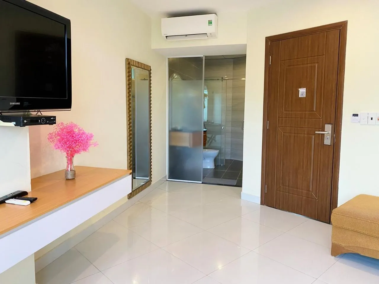 Photo of the whole room in Conson Hotel