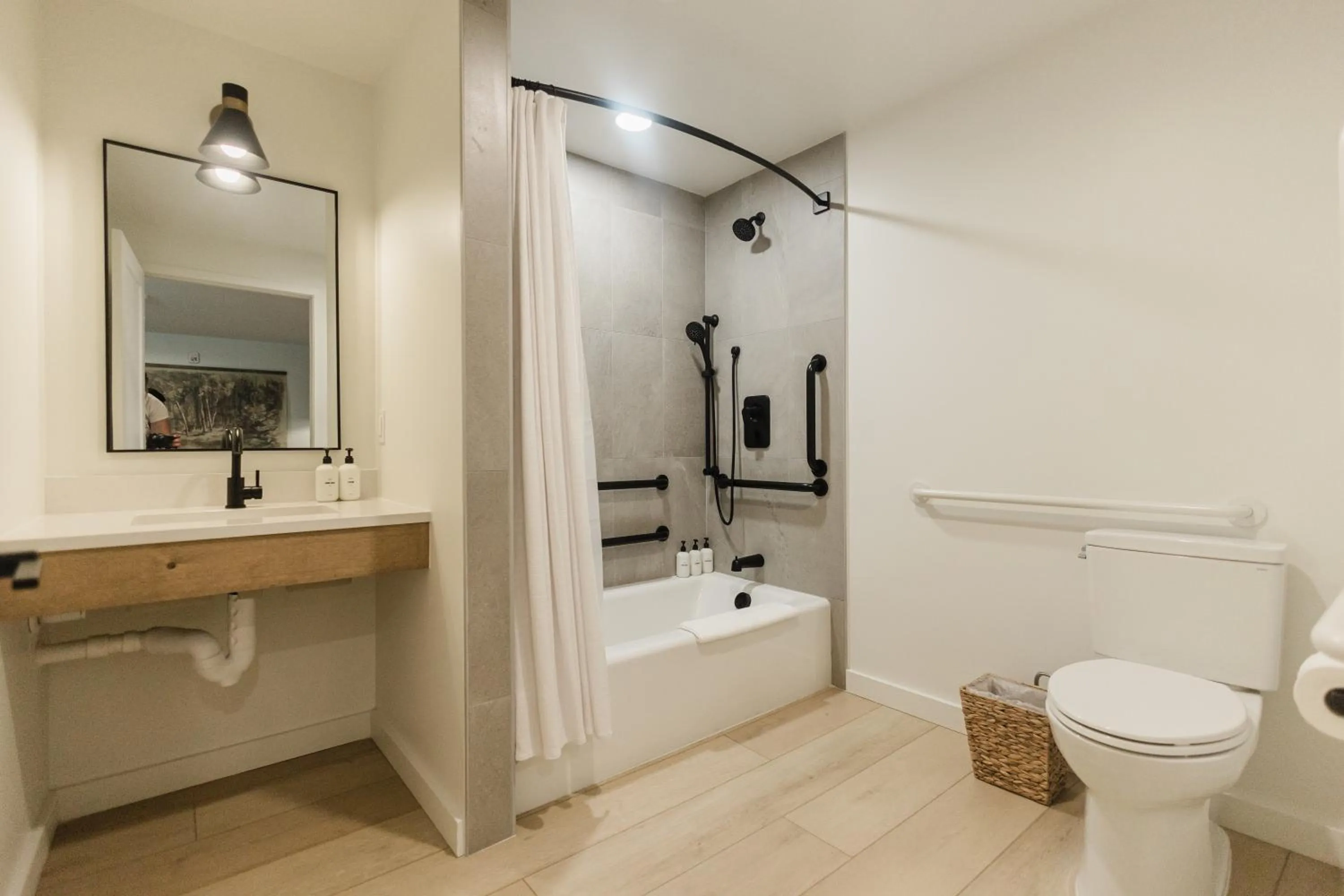 Toilet in Wonderstone at Glacier