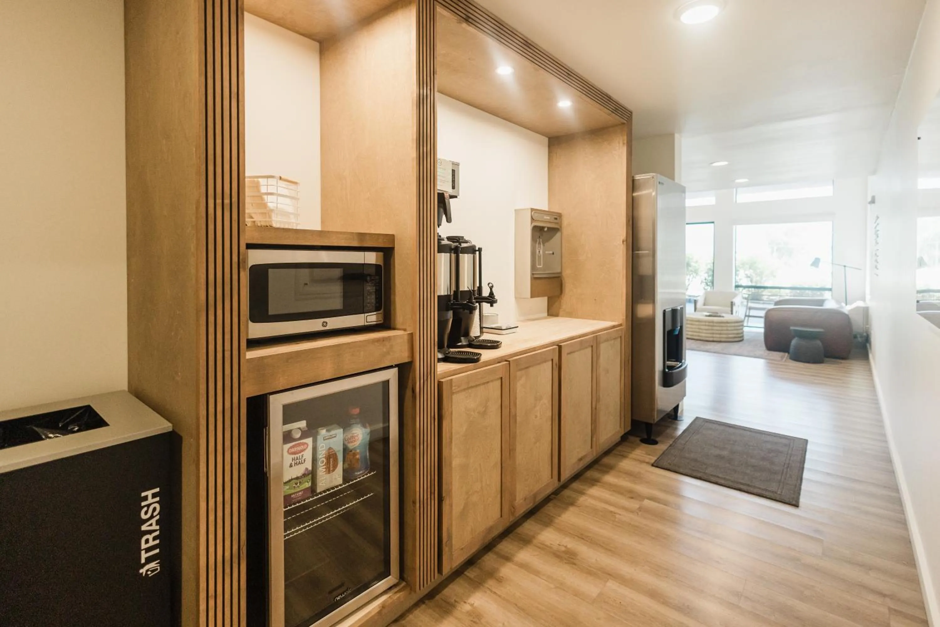 Coffee/tea facilities in Wonderstone at Glacier