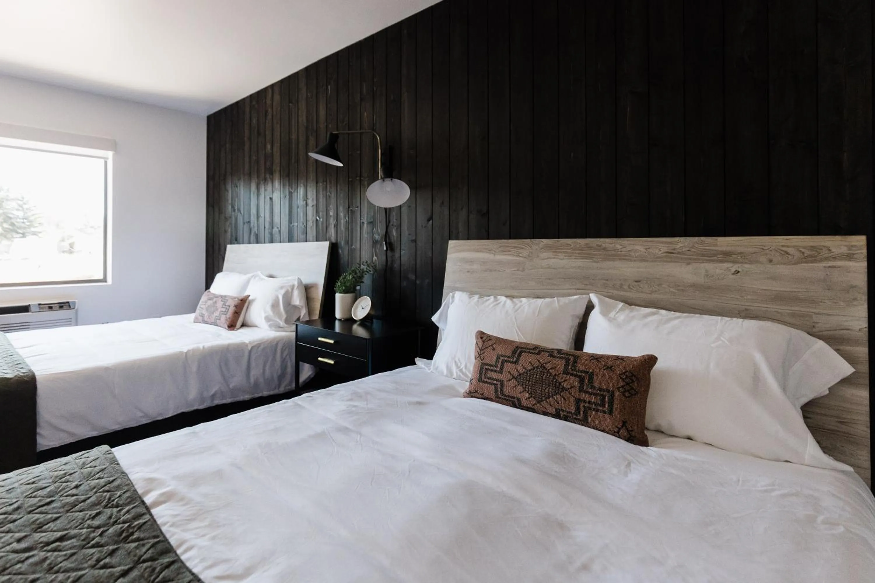 Bed in Wonderstone at Glacier