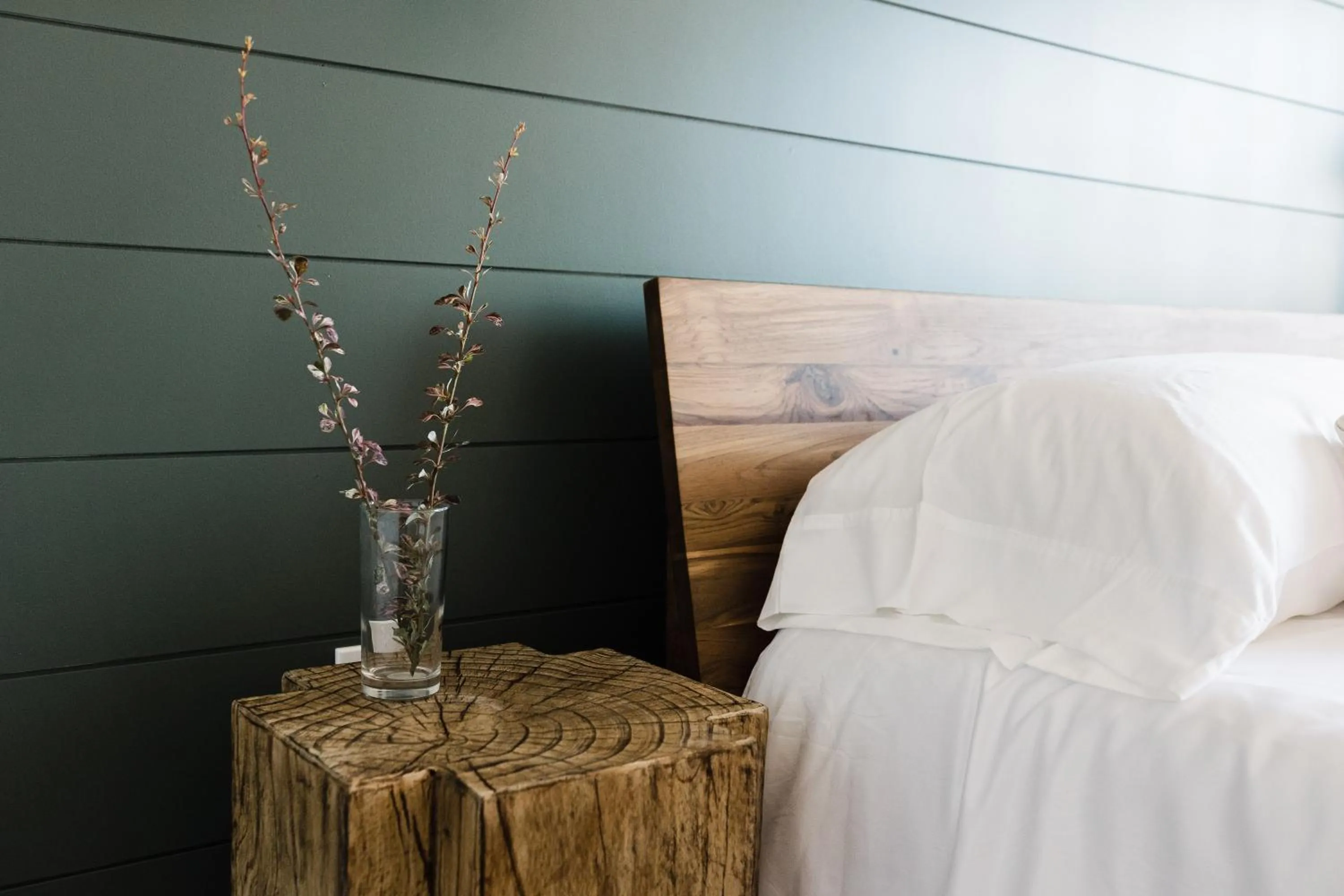 Bedroom, Bed in Wonderstone at Glacier