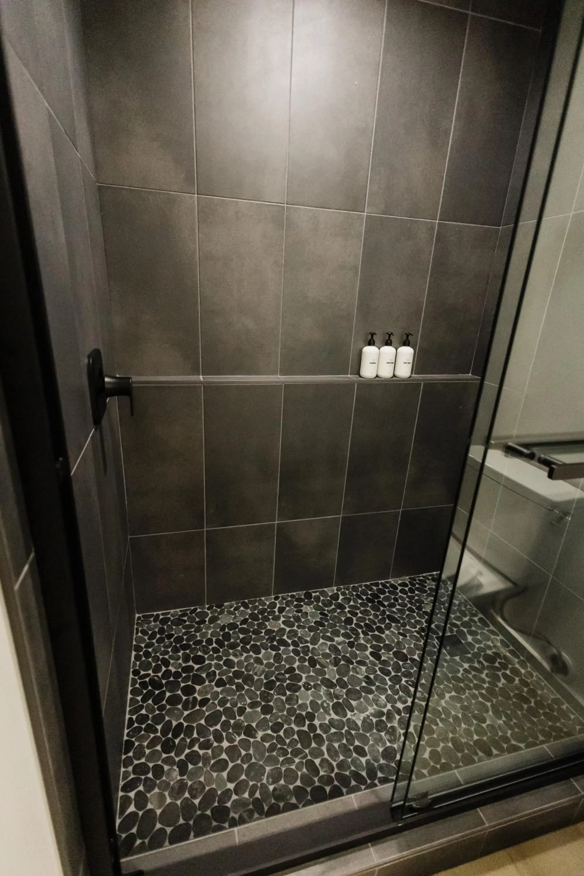 Shower in Wonderstone at Glacier