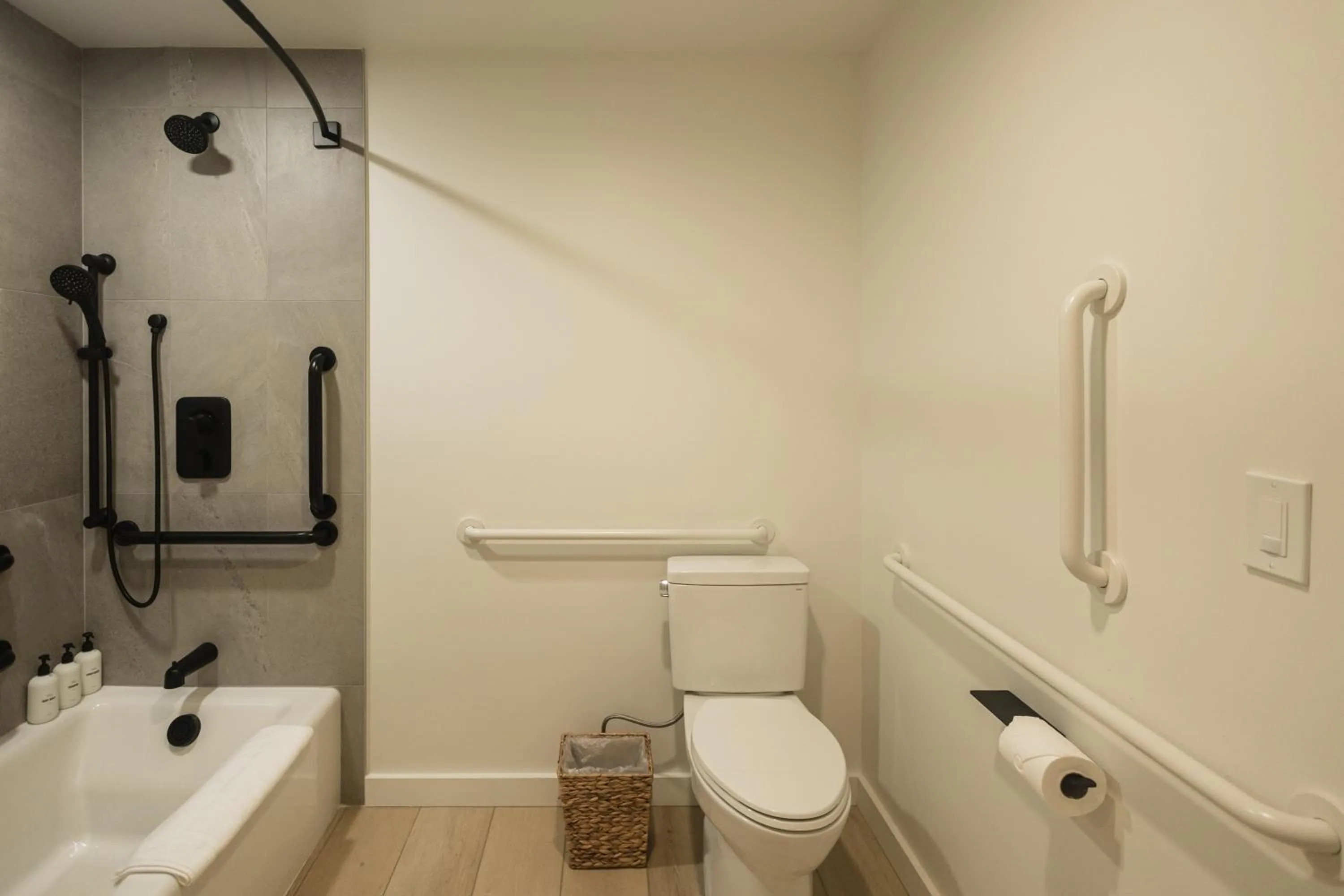 Shower in Wonderstone at Glacier