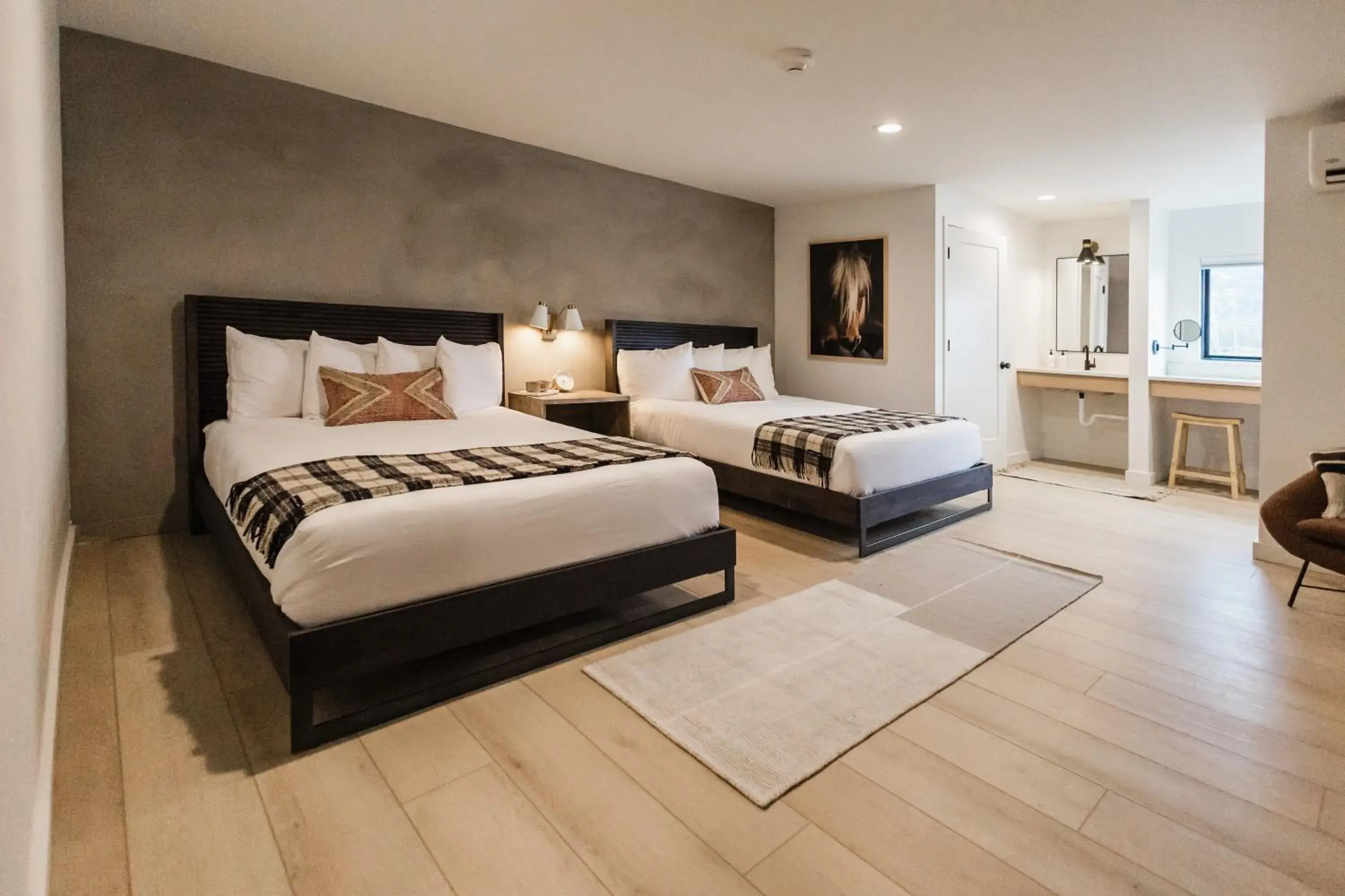 Riverstone Double Queen in Wonderstone at Glacier Riverstone Double Queen in Wonderstone at Glacier