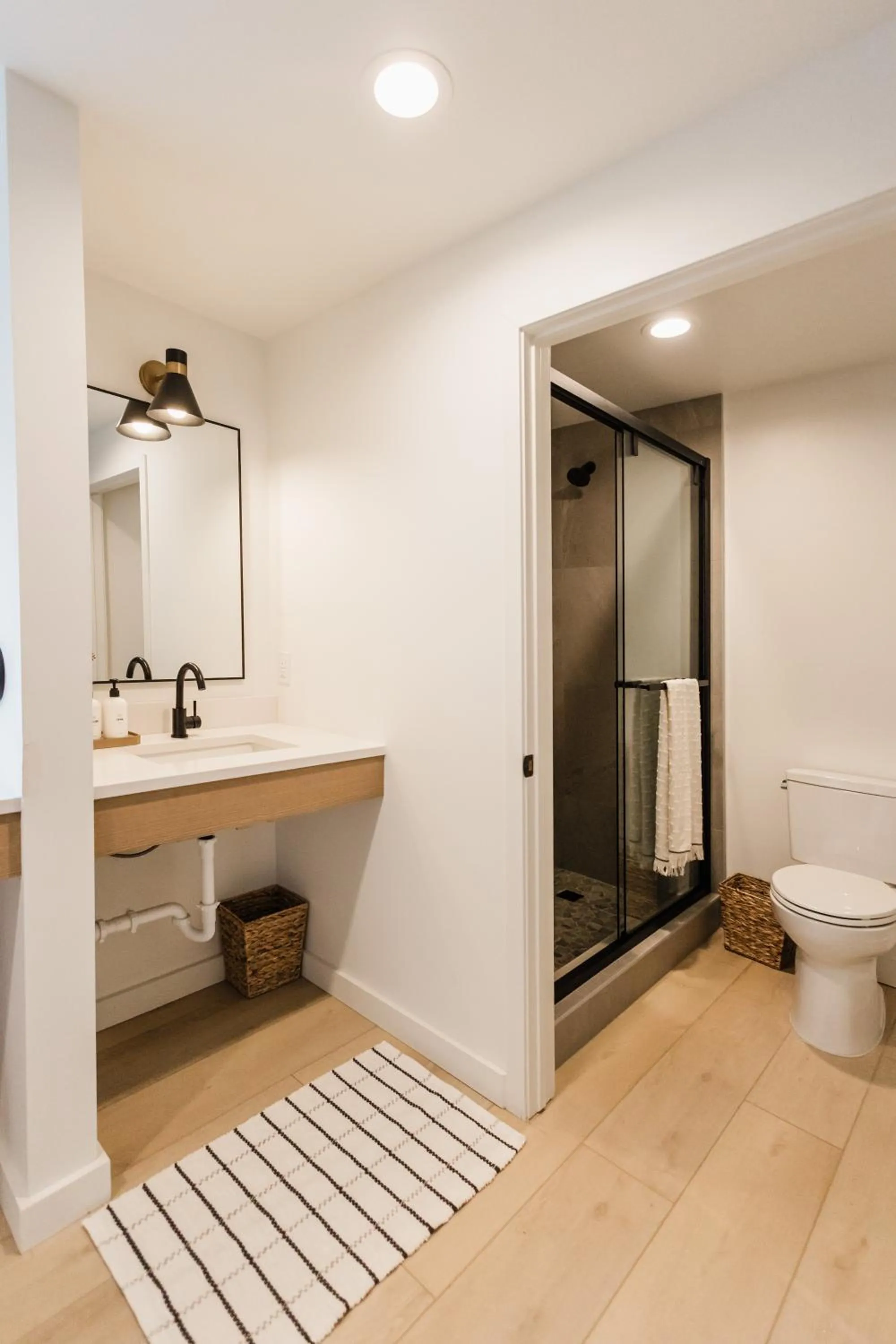 Bathroom in Wonderstone at Glacier