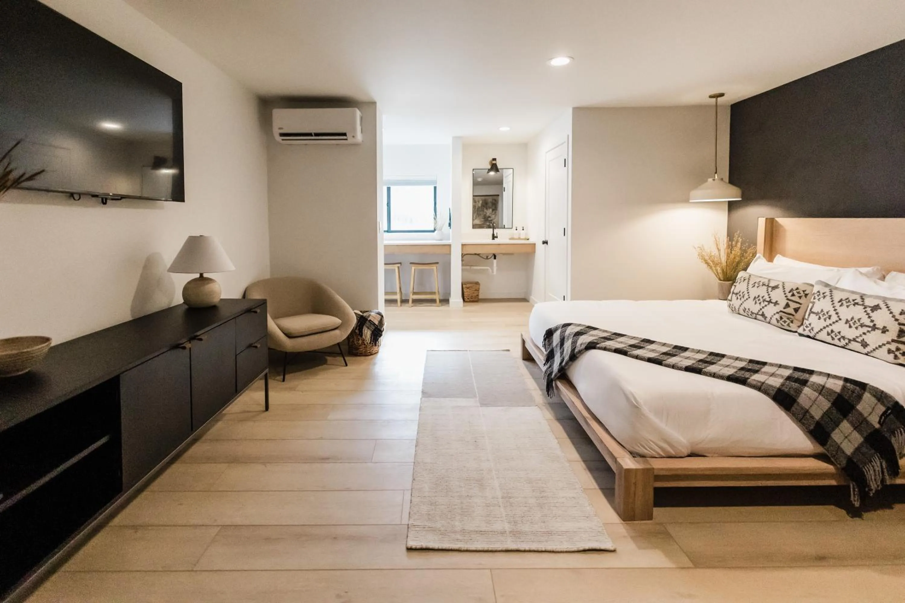 Bed in Wonderstone at Glacier