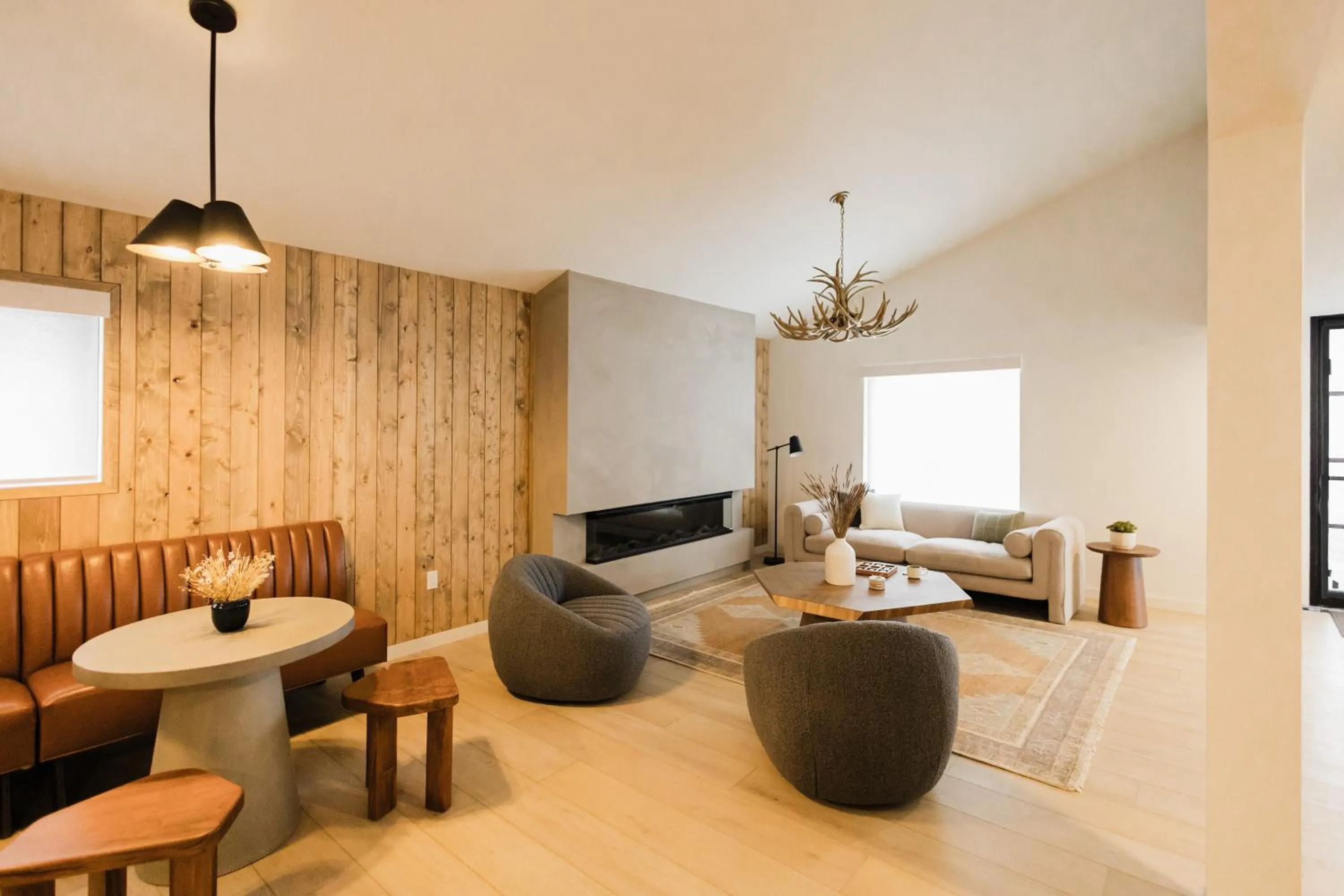 Seating area in Wonderstone at Glacier