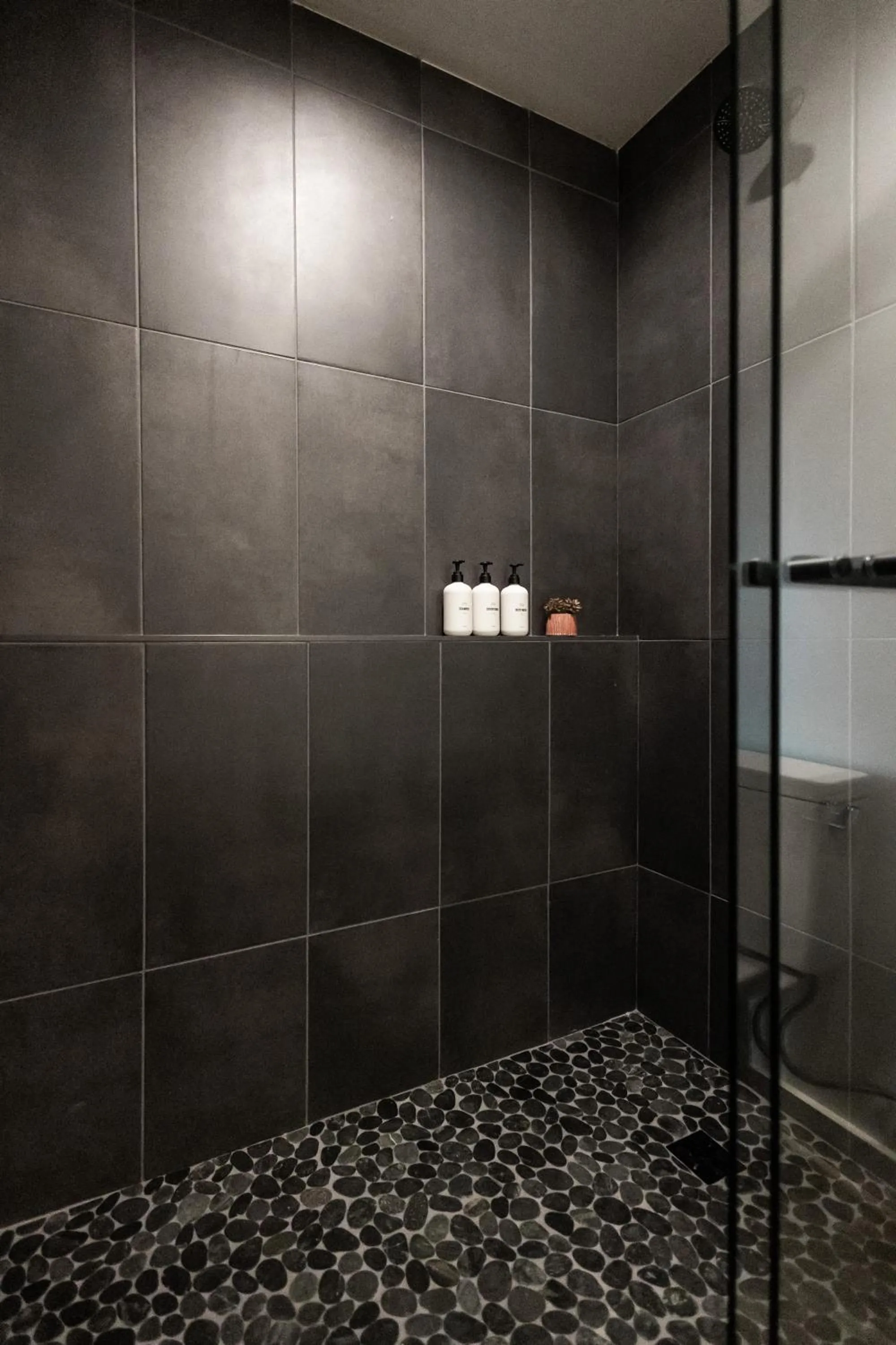 Shower in Wonderstone at Glacier