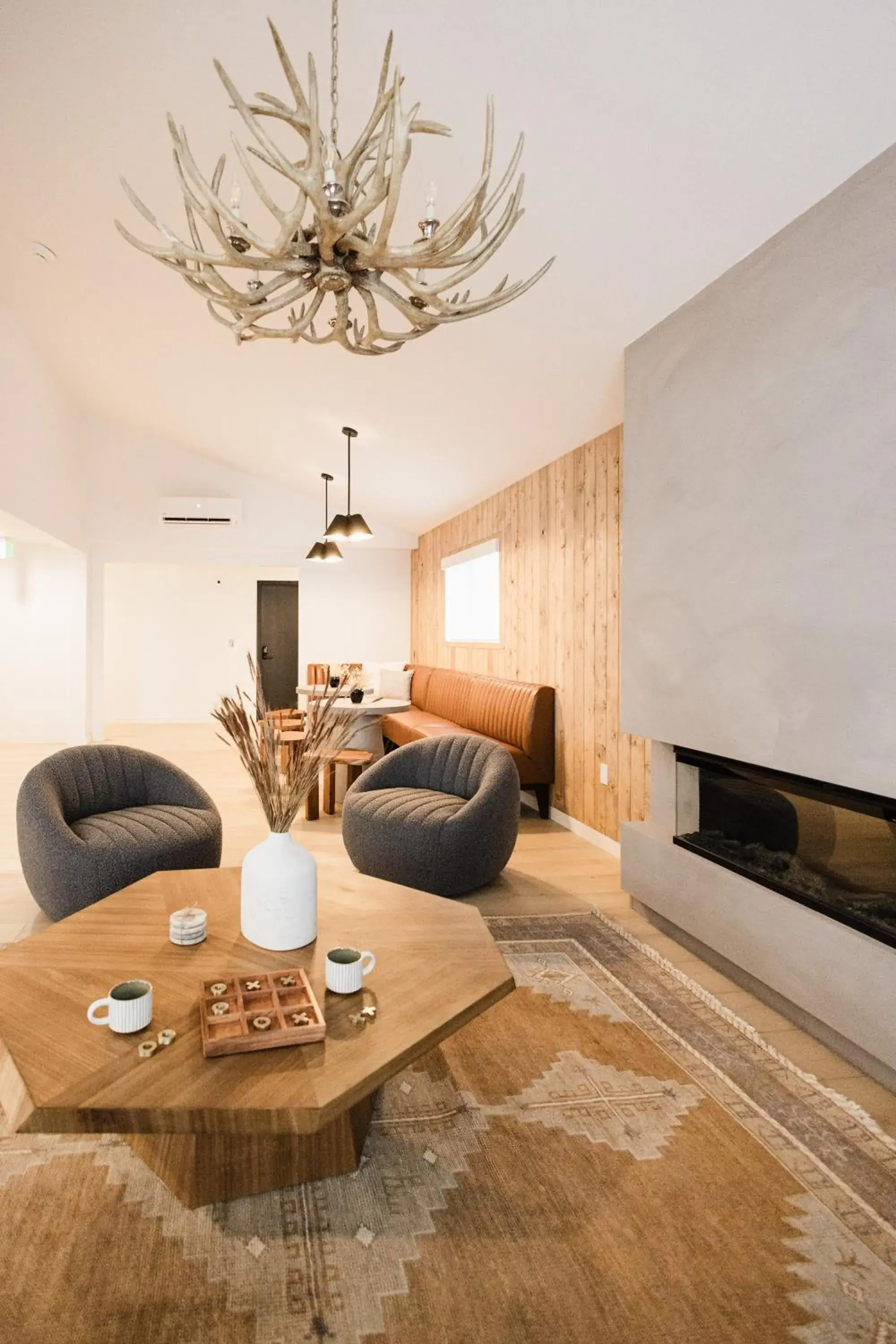 Lobby or reception in Wonderstone at Glacier Lobby or reception in Wonderstone at Glacier