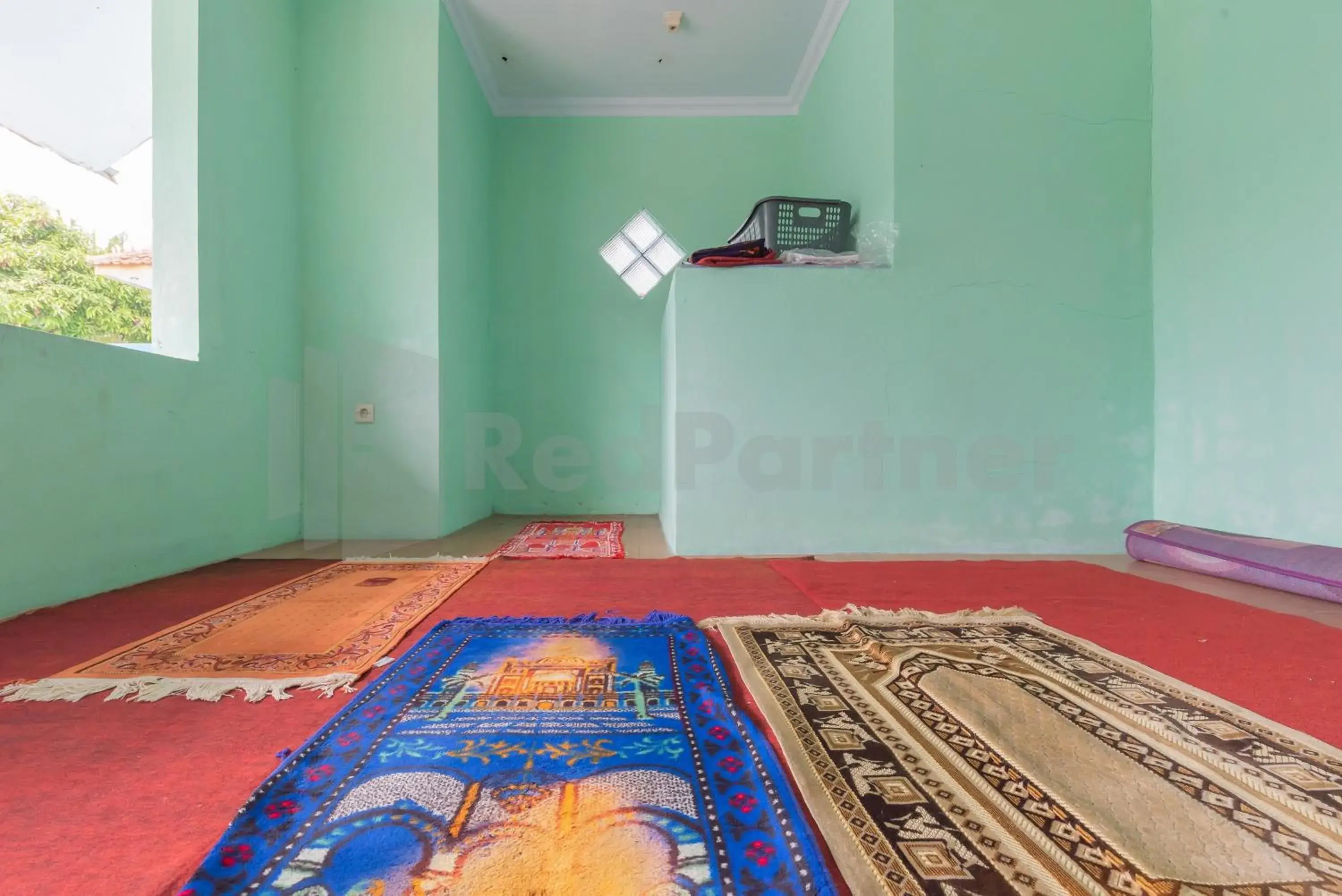 Property building in Villa Sari Intan Ciater RedPartner Property building in Villa Sari Intan Ciater RedPartner
