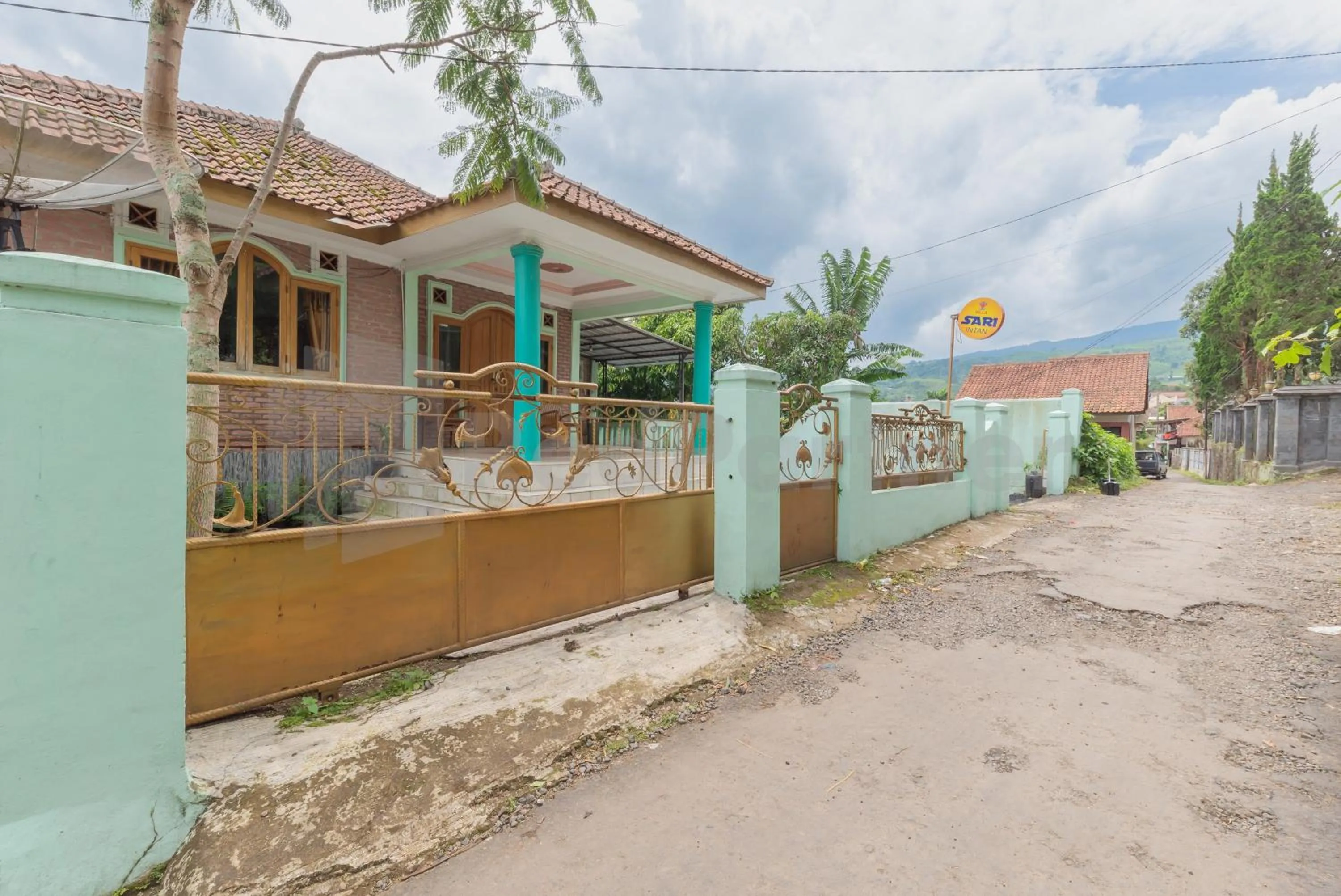 Property building in Villa Sari Intan Ciater RedPartner