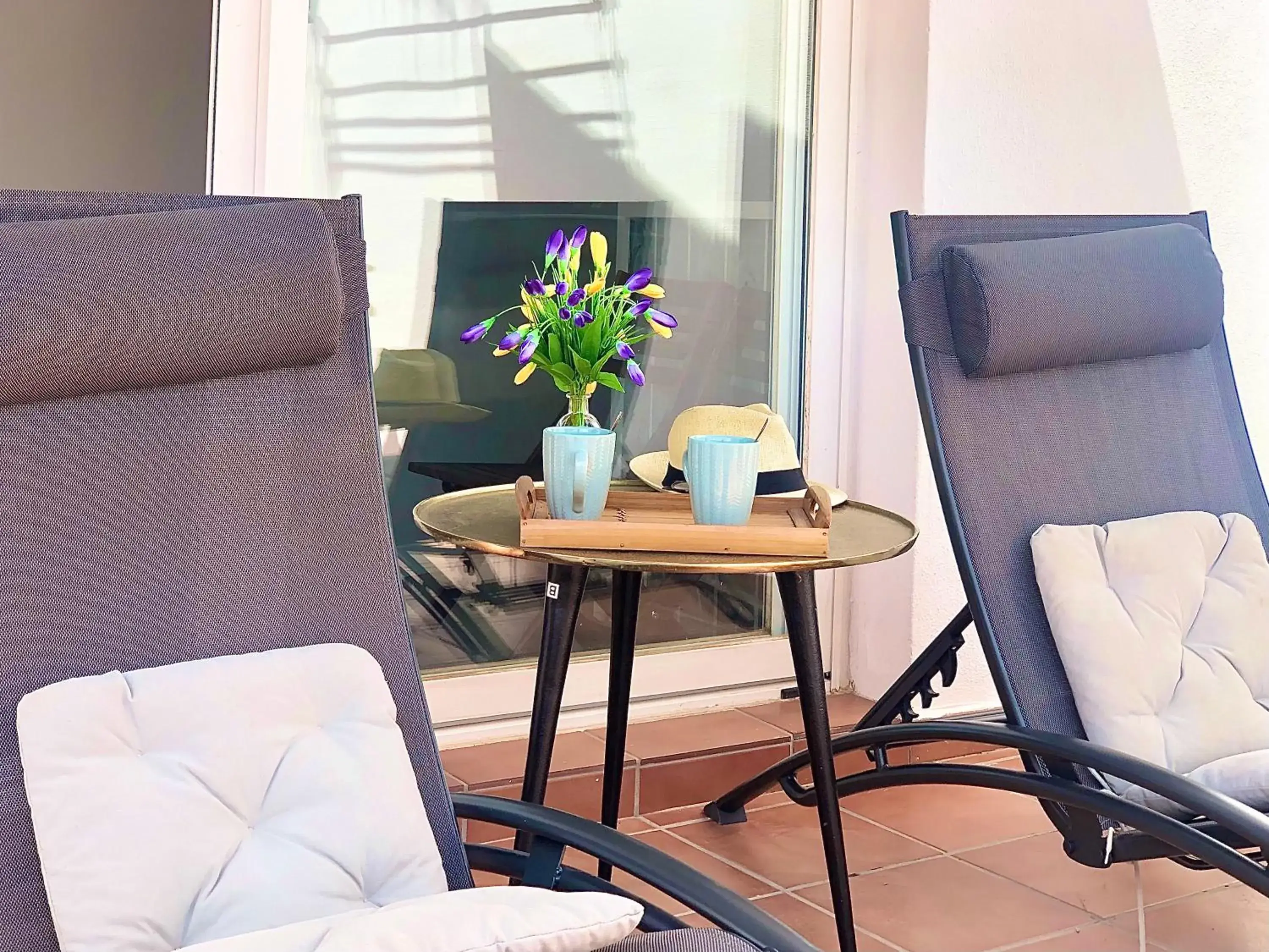 Property building in Suites La Merced Property building in Suites La Merced