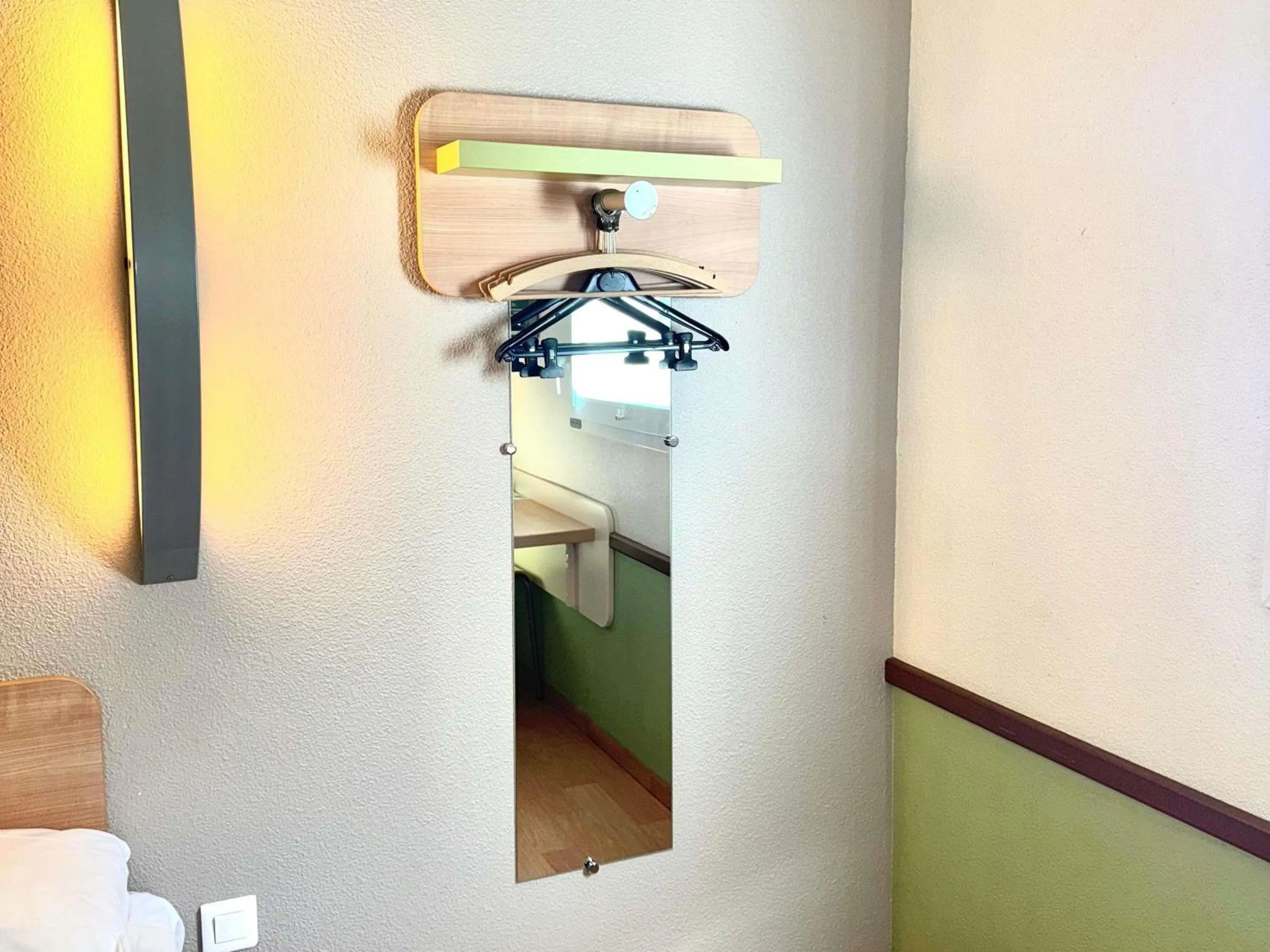 Bedroom, Bed in Hotel Ibis Budget Cosne Sur Loire