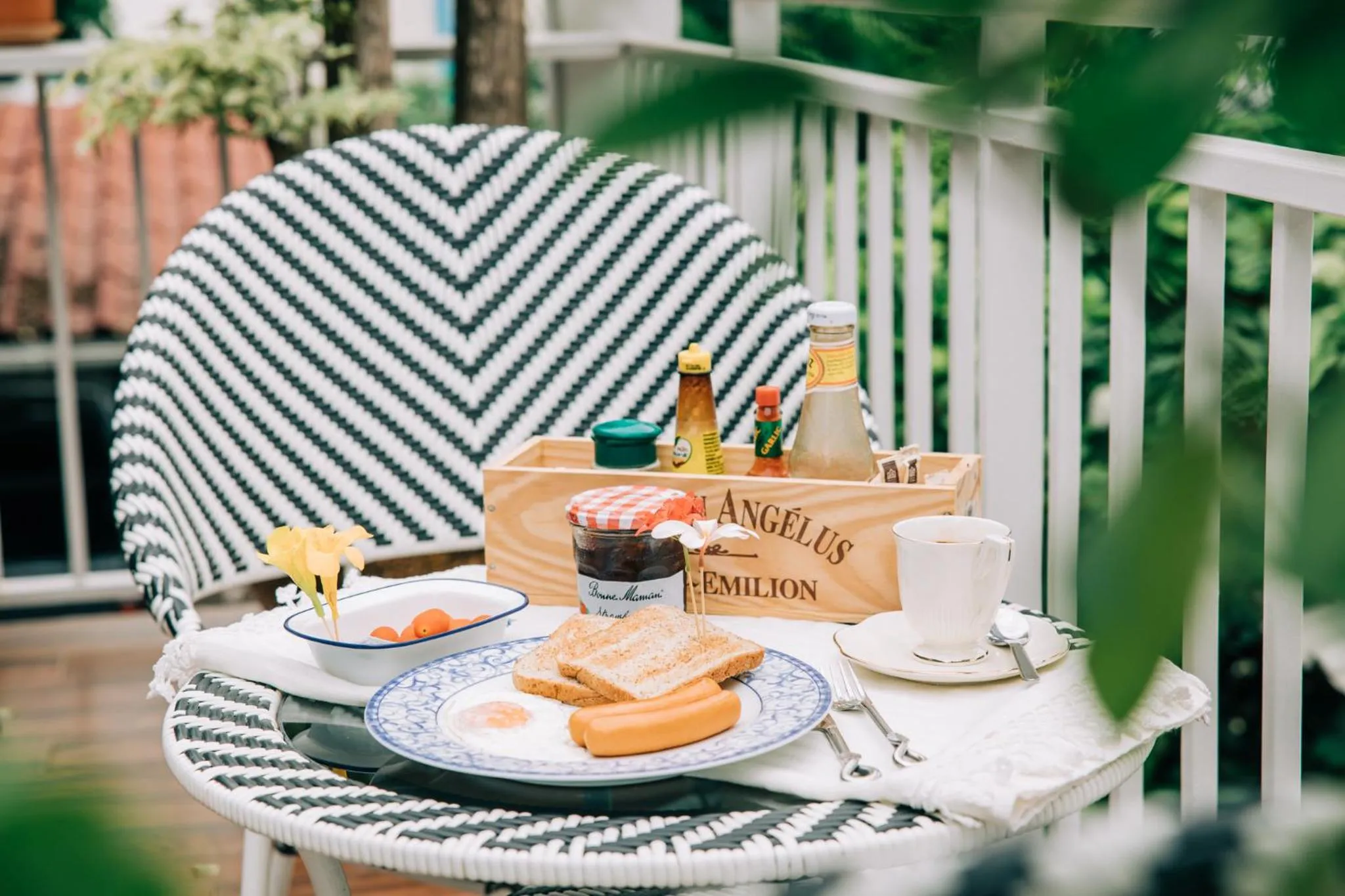 Restaurant/places to eat in Banya BnB ที่พักบ้านย่าบีแอนด์บี เมืองประจวบฯ