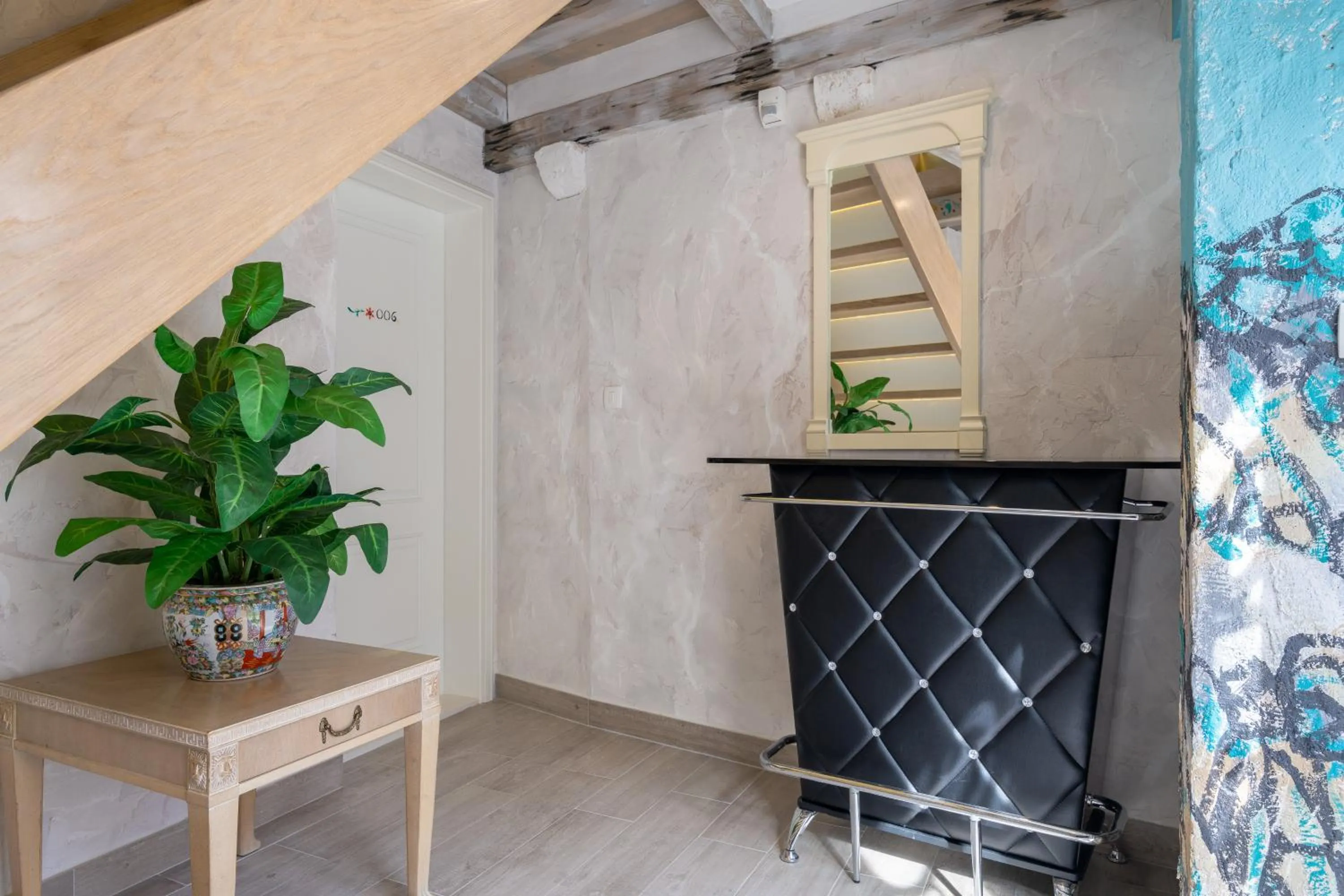 Lobby or reception in Historic Plaza Varos Split