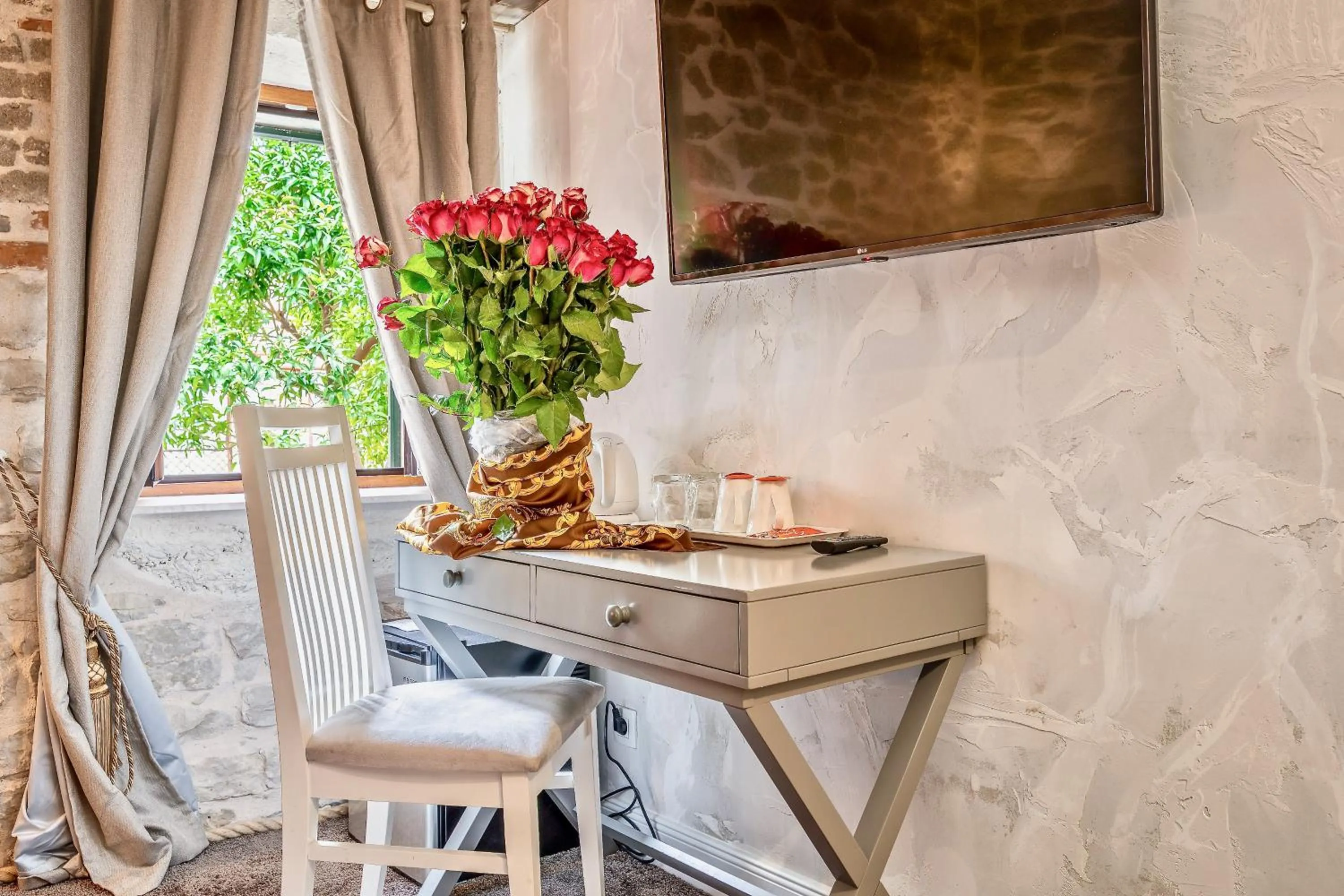 Bed in Historic Plaza Varos Split