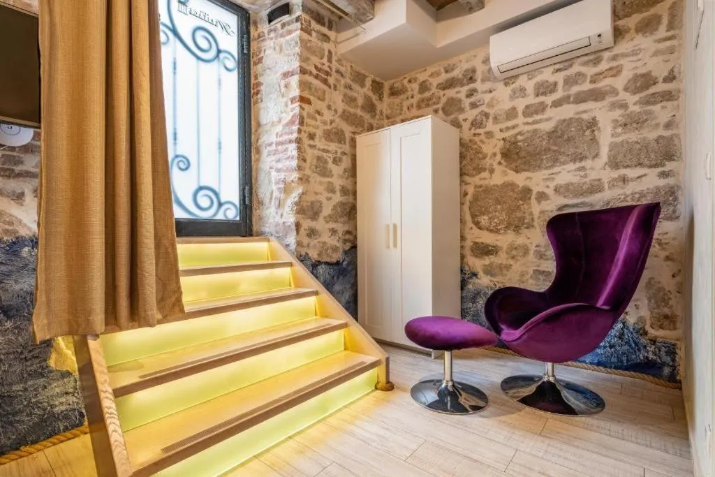 Historic Plaza Varos Split