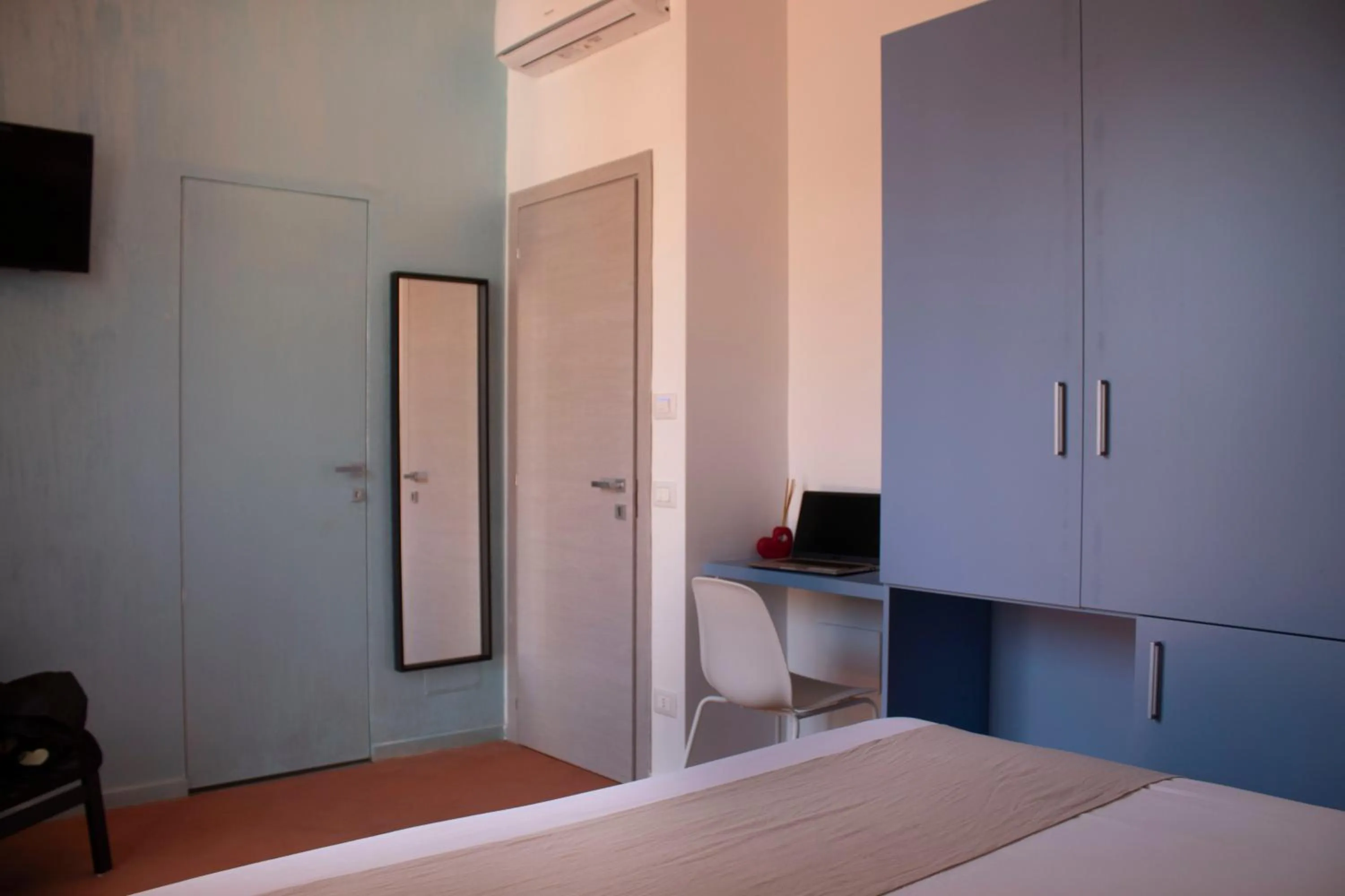 TV and multimedia, Bed in Relais Villa Montedonzelli