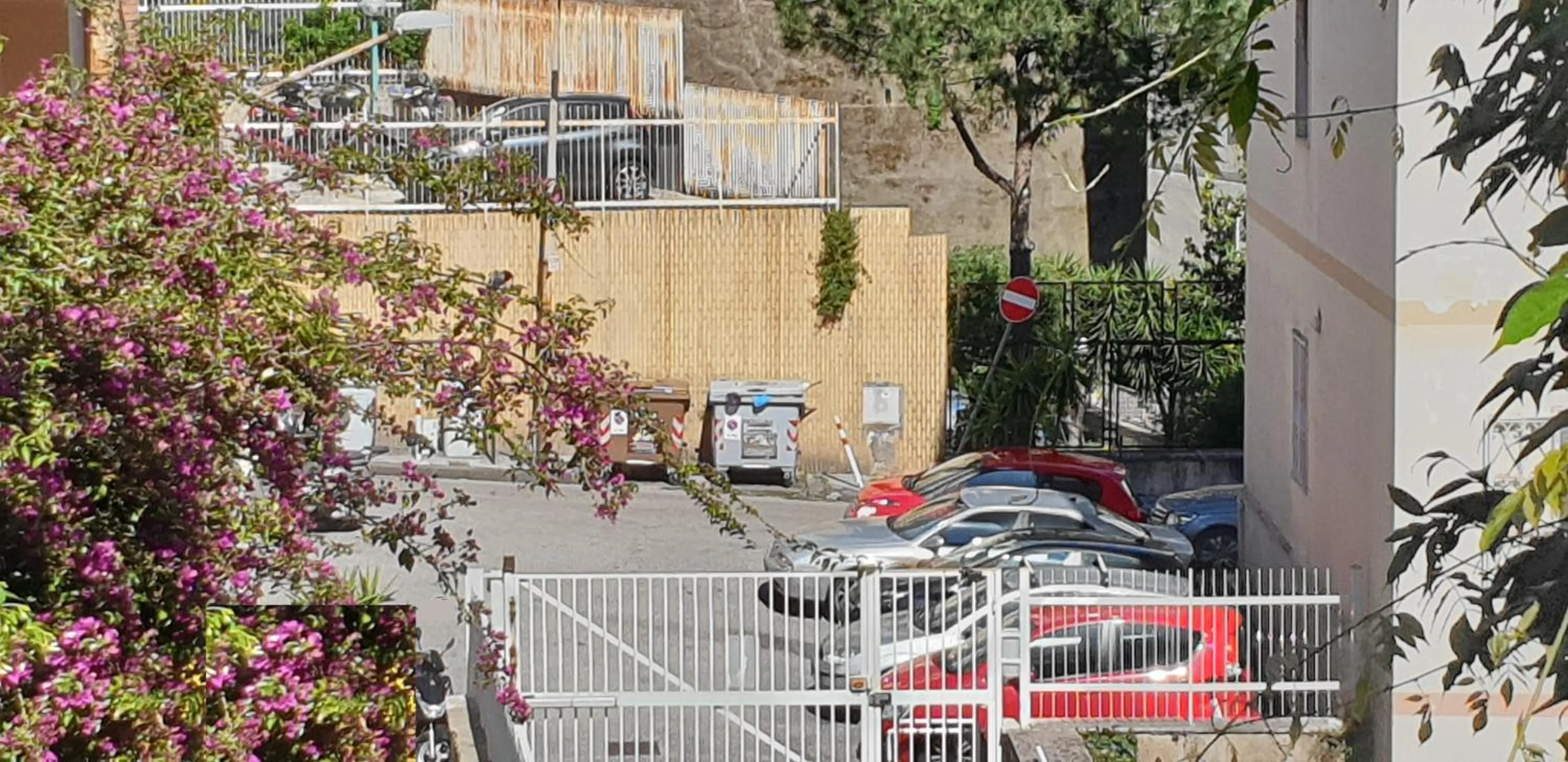 Parking in Relais Villa Montedonzelli