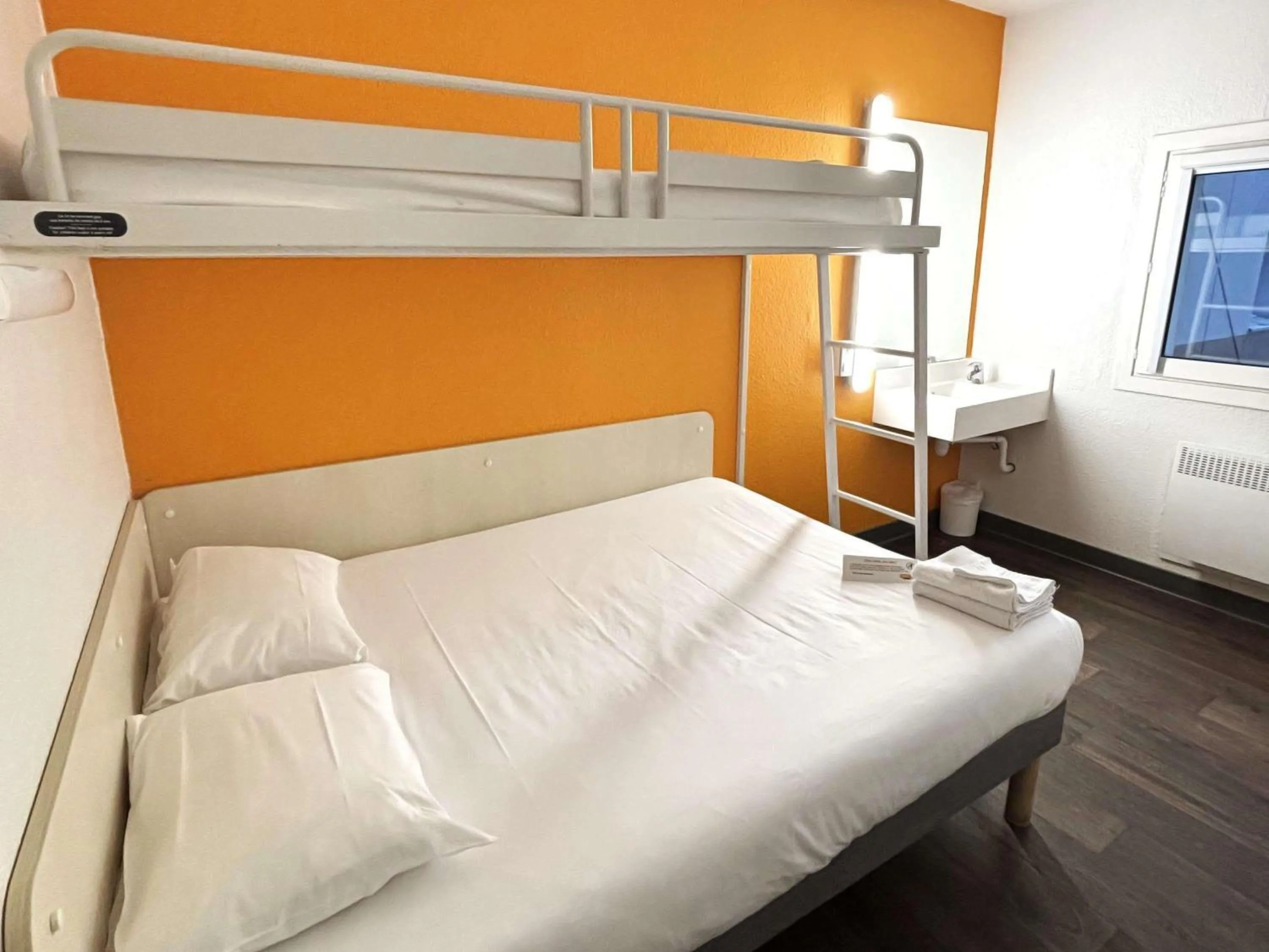 Bedroom, Bed in hotelF1 Lorient