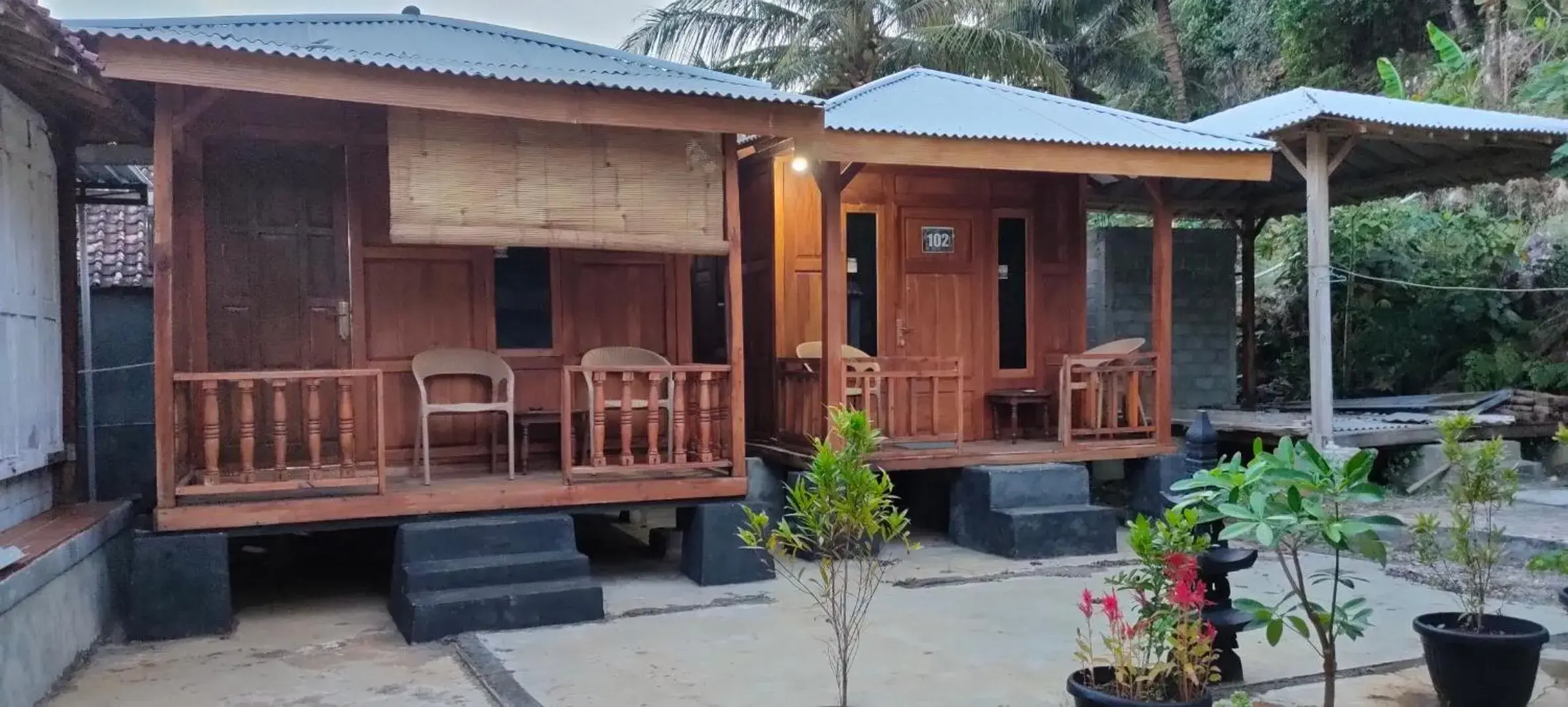 Limasan Mbah Darmo Limasan Mbah Darmo