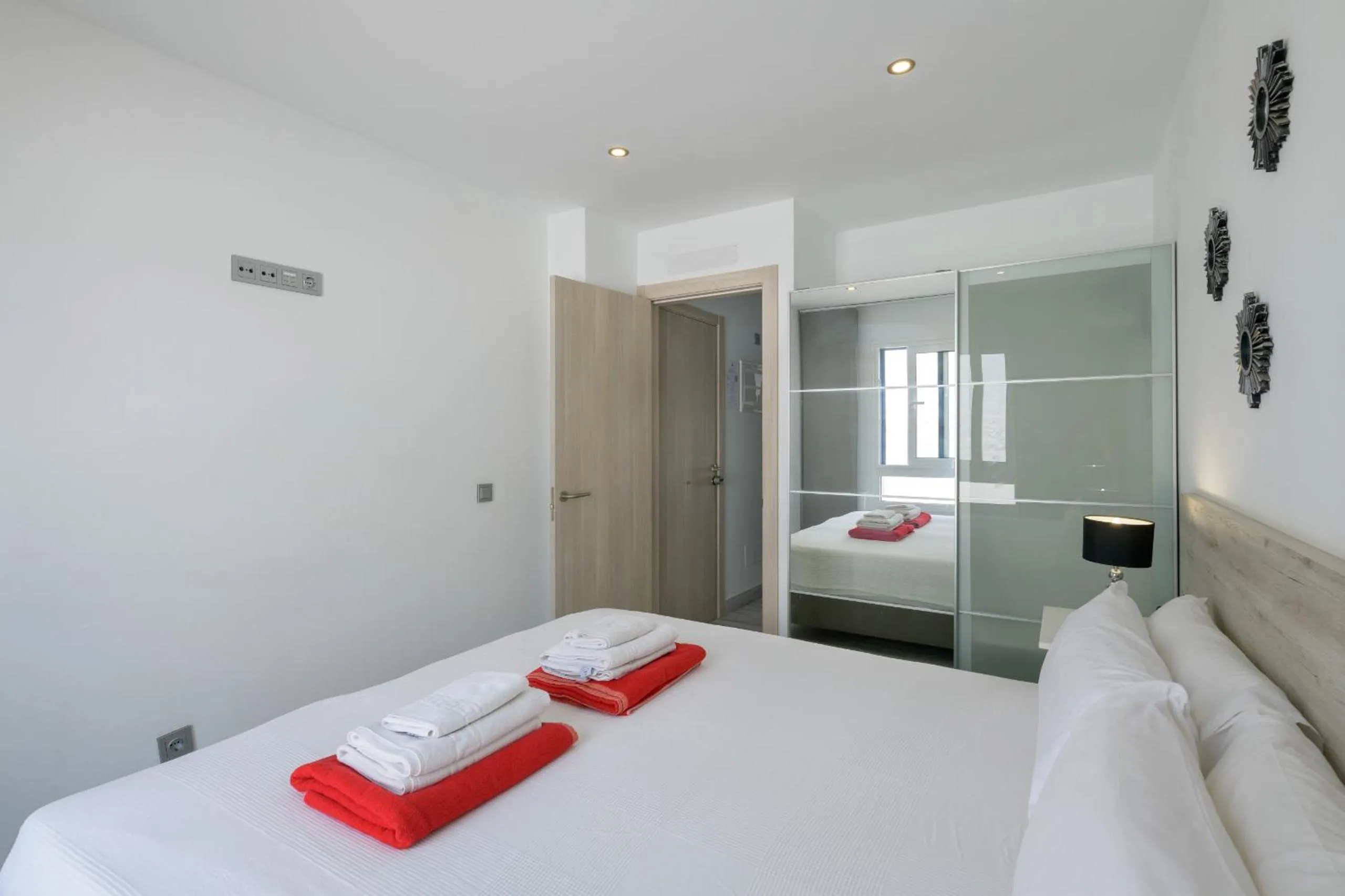 Bed in Casa Mercedes, terrace with Sea Views Puerto del Carmen