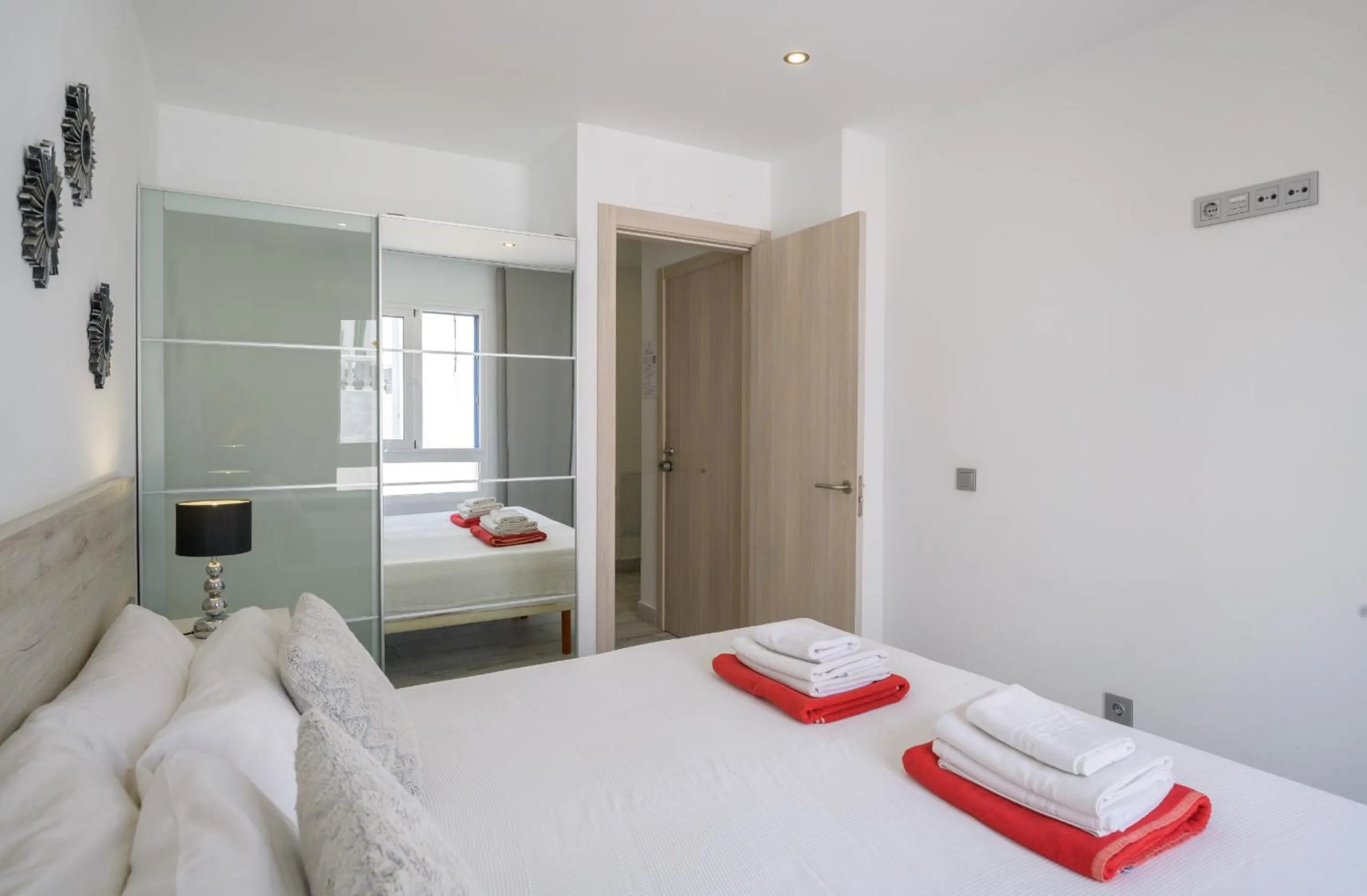Bed in Casa Mercedes, terrace with Sea Views Puerto del Carmen
