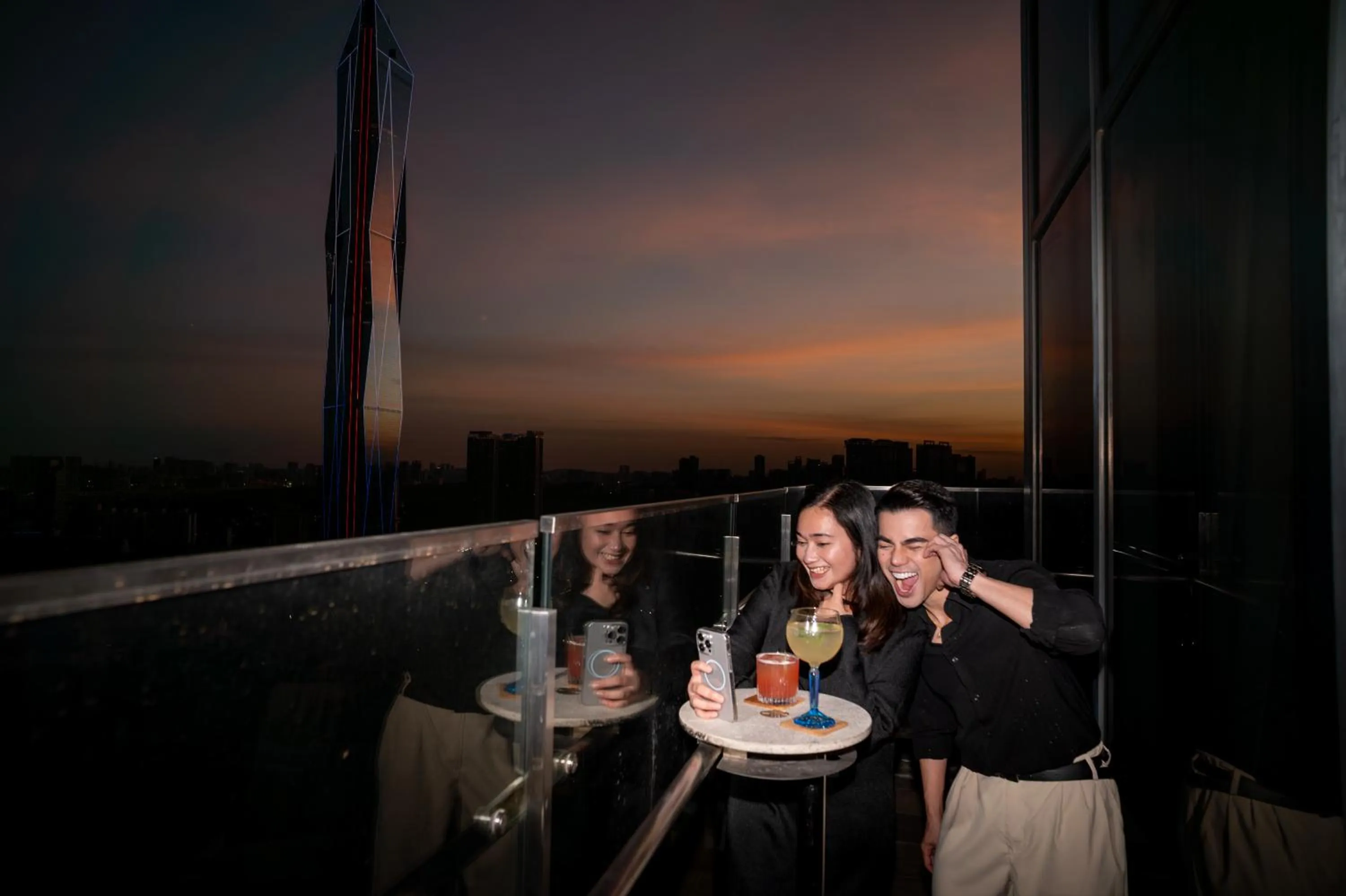 Restaurant/places to eat in Ceylonz Suites KLCC Rooftop Infinity Pool KL Tower View