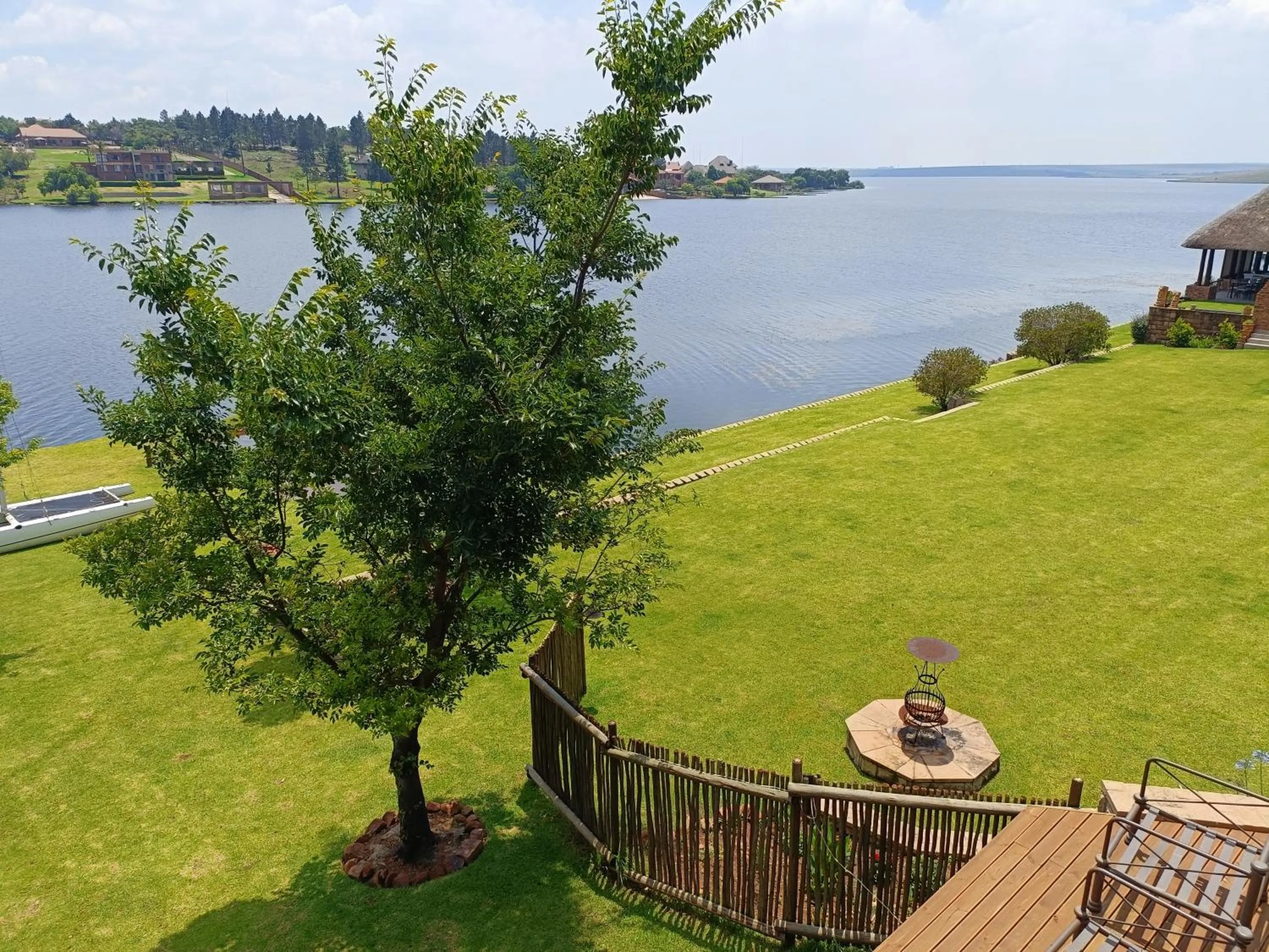 Lake view in Sedgefield Lodge