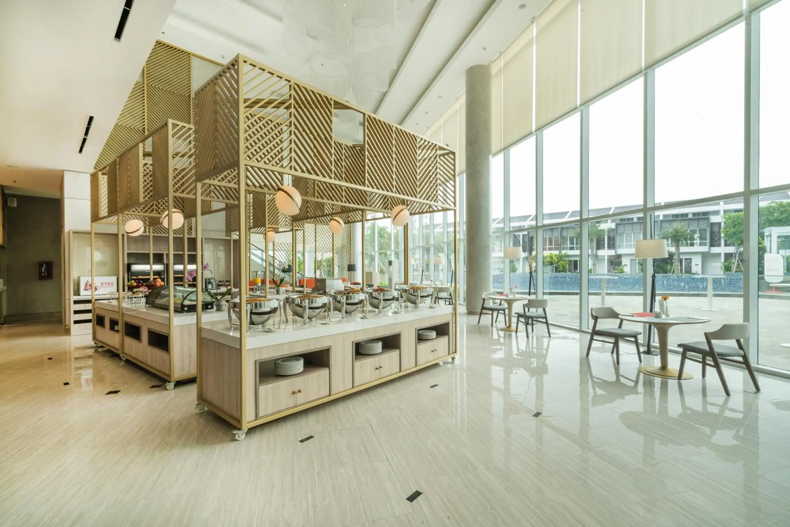 Restaurant/places to eat in Harris Suites Puri Mansion Restaurant/places to eat in Harris Suites Puri Mansion