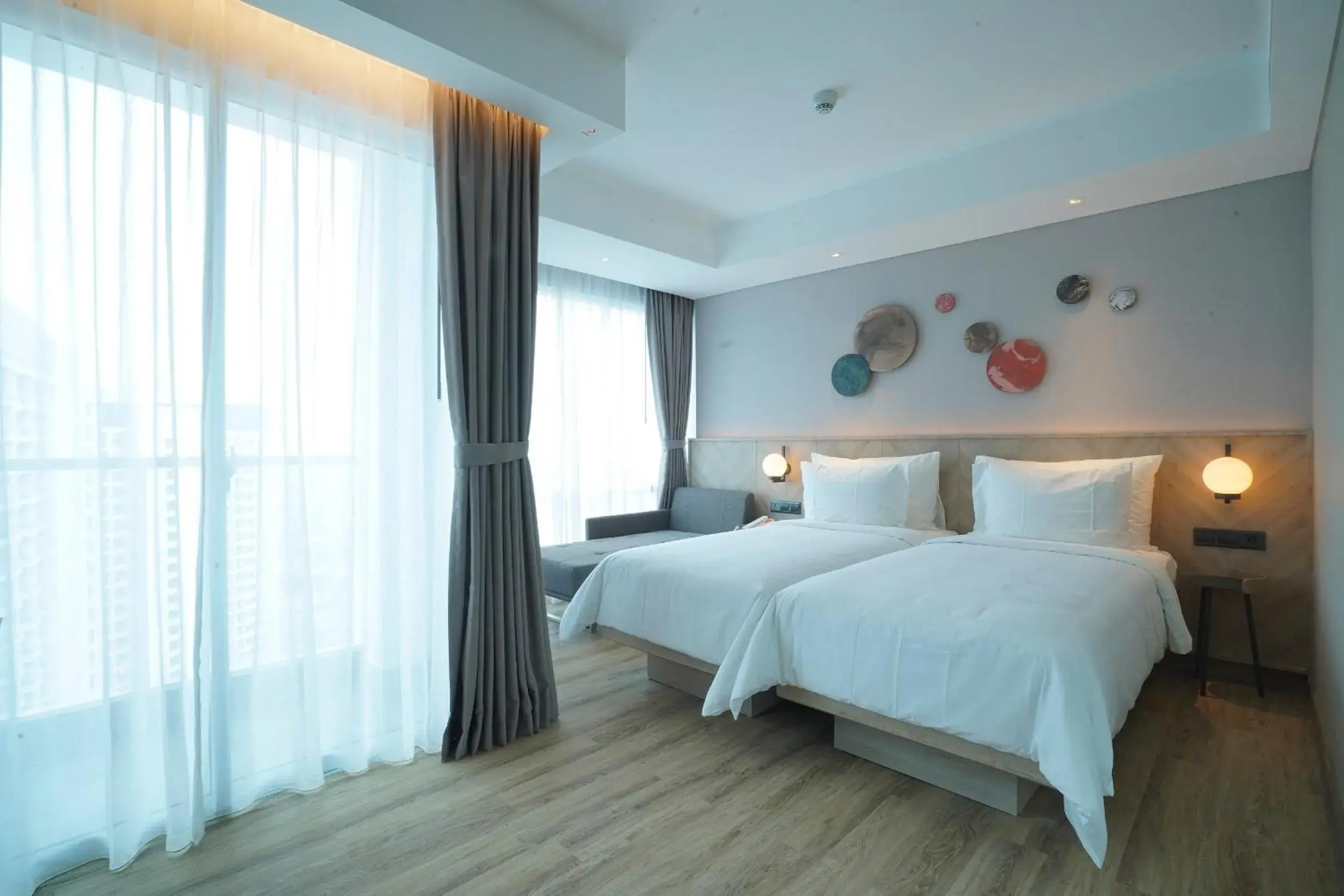 Bedroom, Bed in Harris Suites Puri Mansion Bedroom, Bed in Harris Suites Puri Mansion