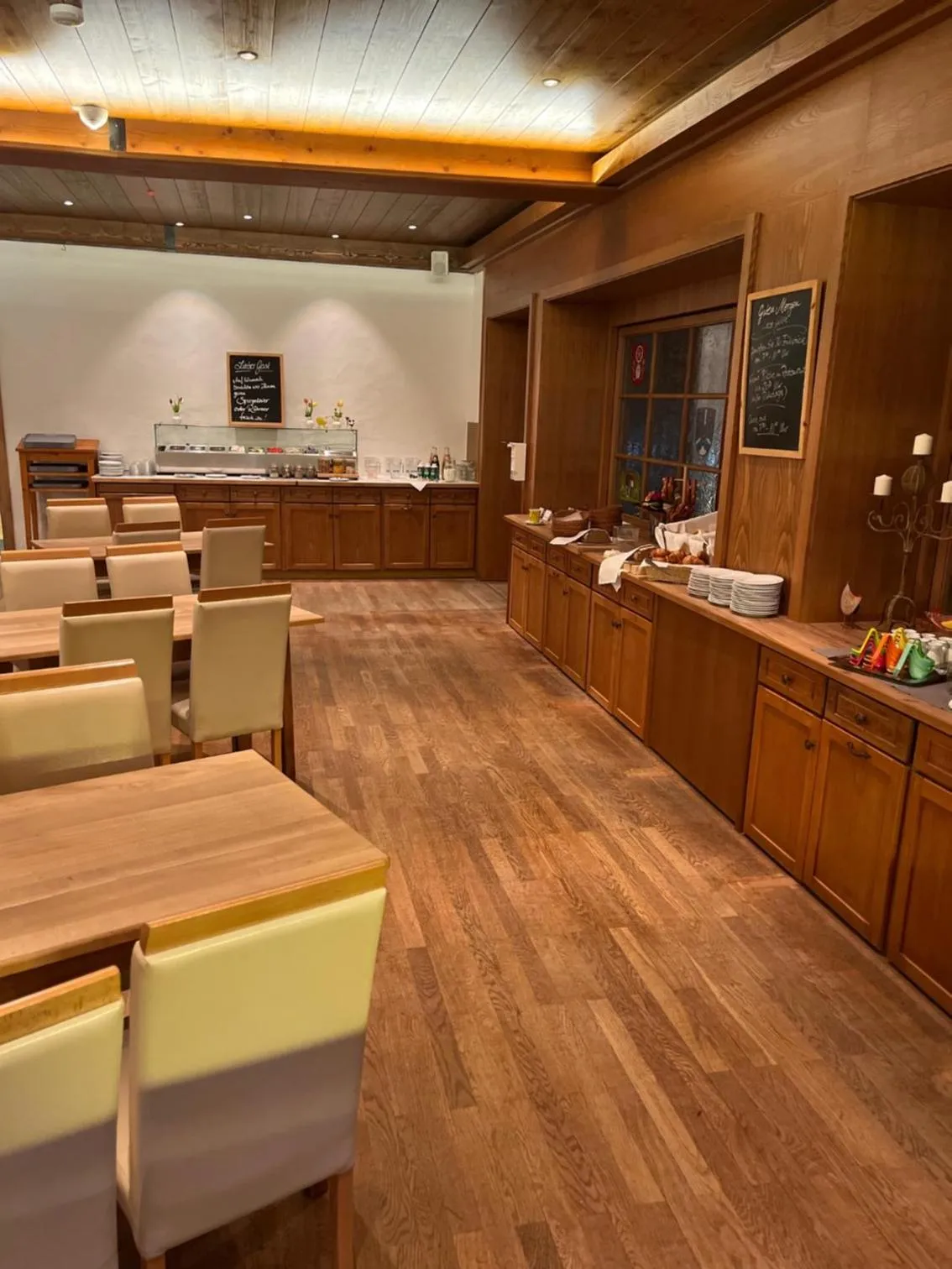 Breakfast in DEVA Hotel Alpenglück