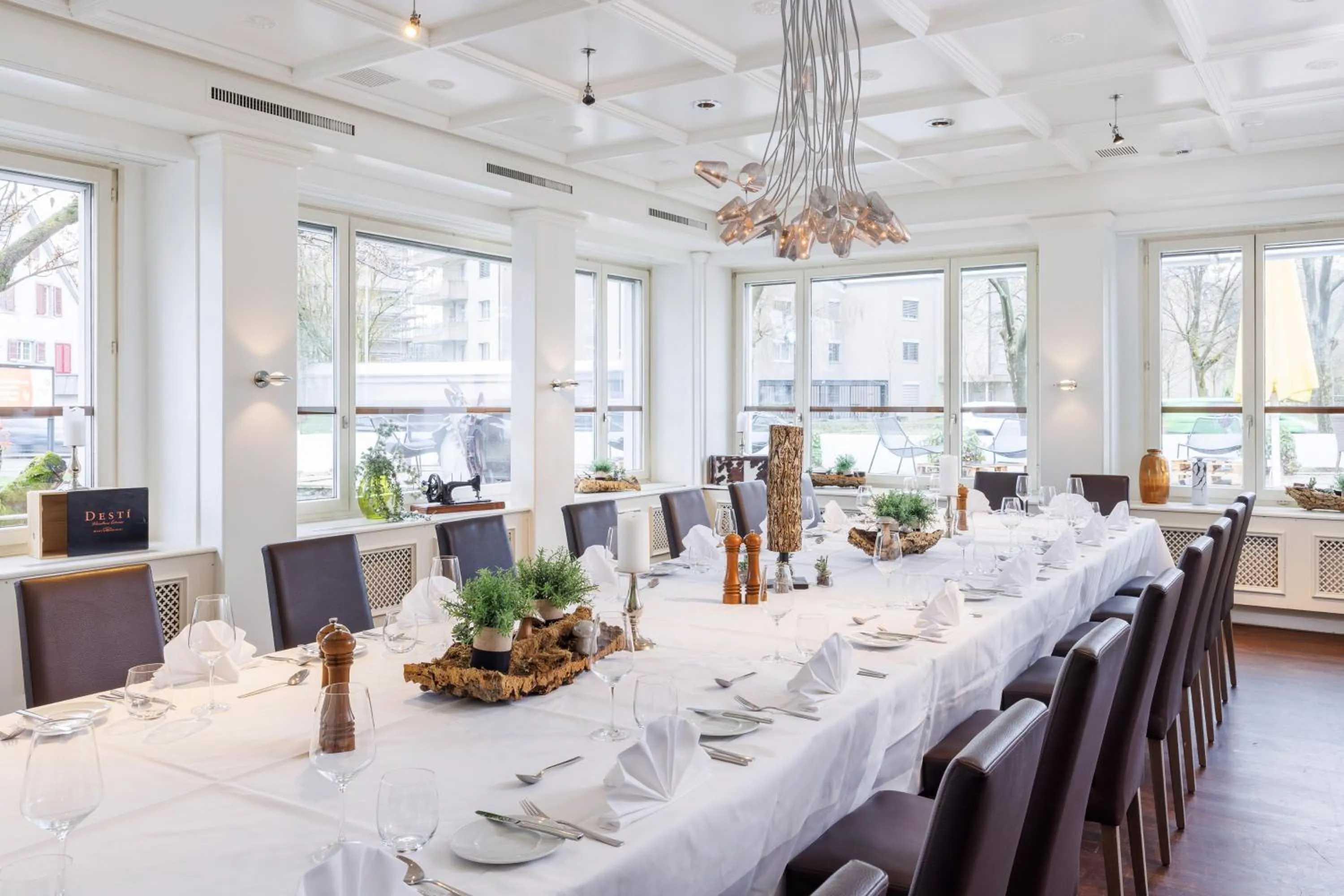 Restaurant/places to eat in Sorell Hotel Sonnental Dübendorf