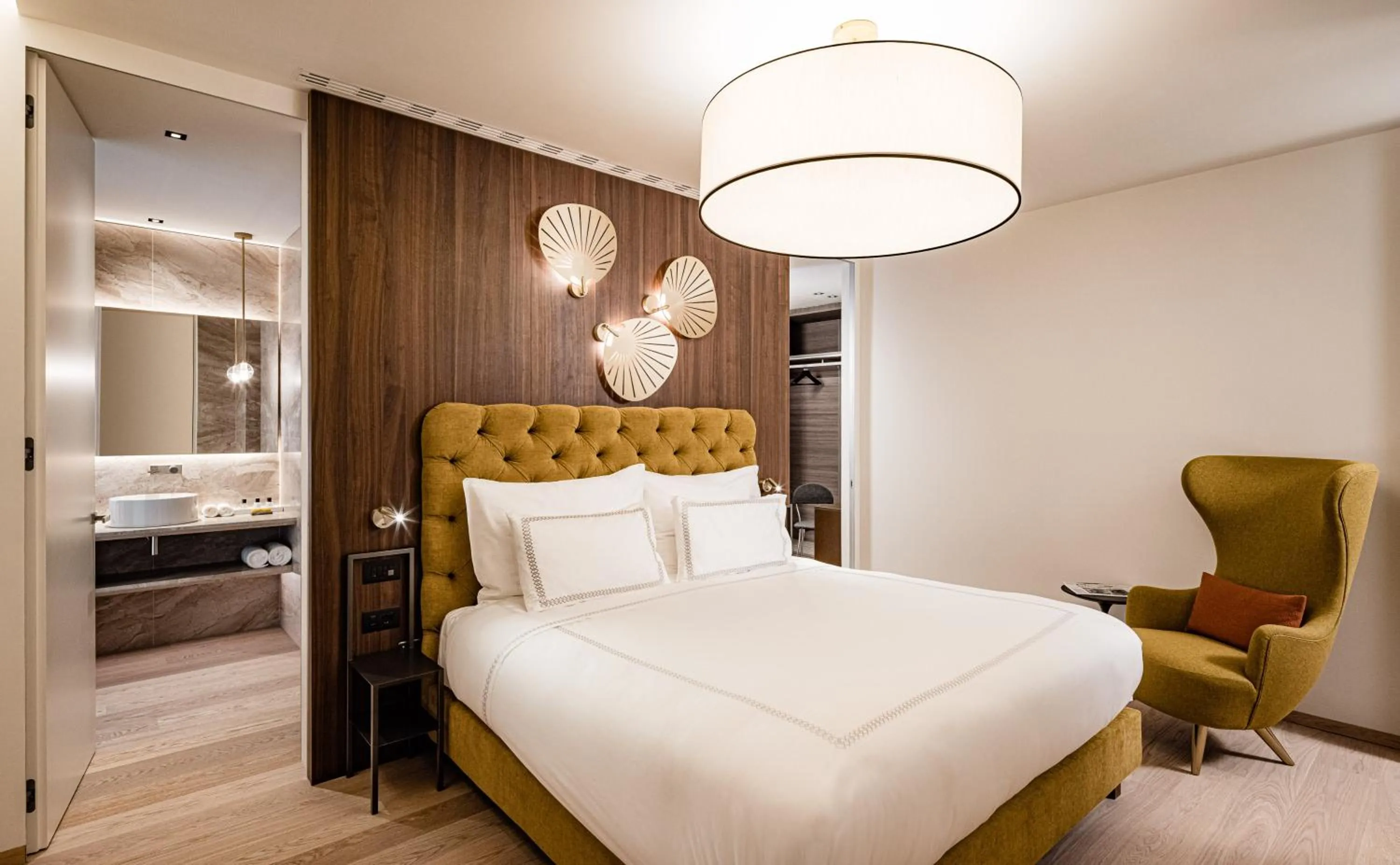 Bedroom, Bed in ARIA Retreat & SPA - The Leading Hotels of the World, located within Parco San Marco Resort