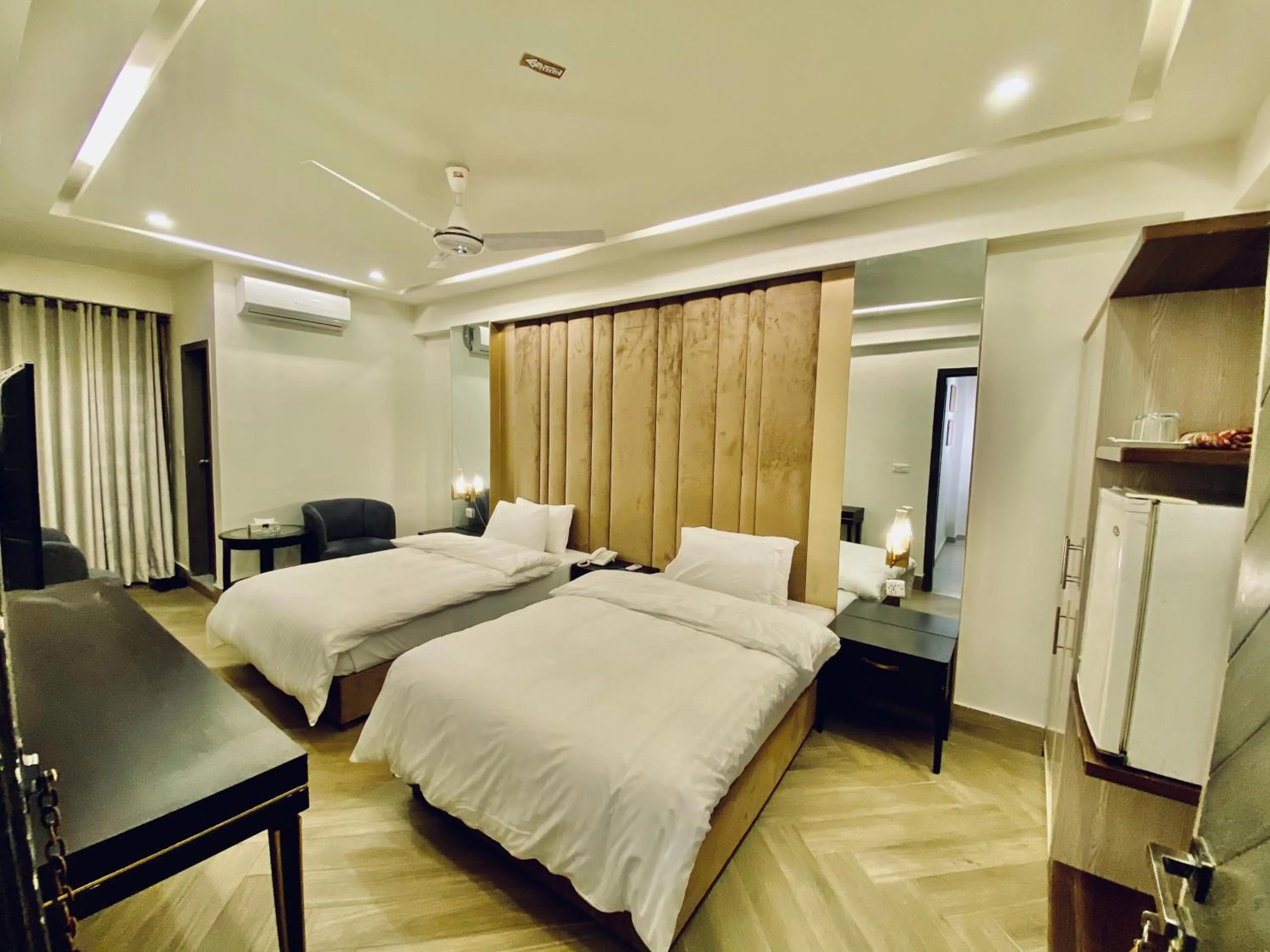 Bed in Shelton's Ambassador