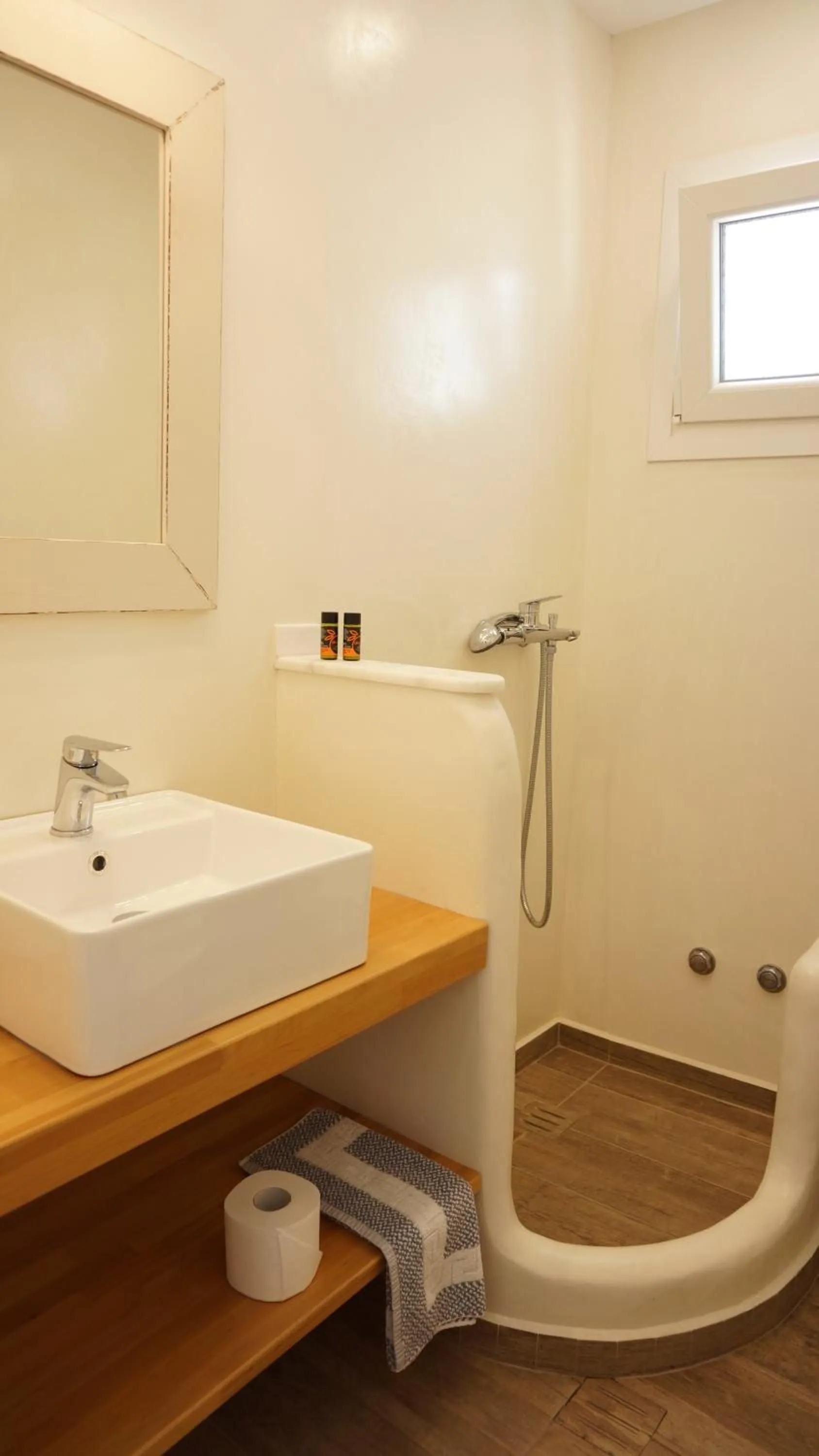 Bathroom in Maria Elena - Suite Home