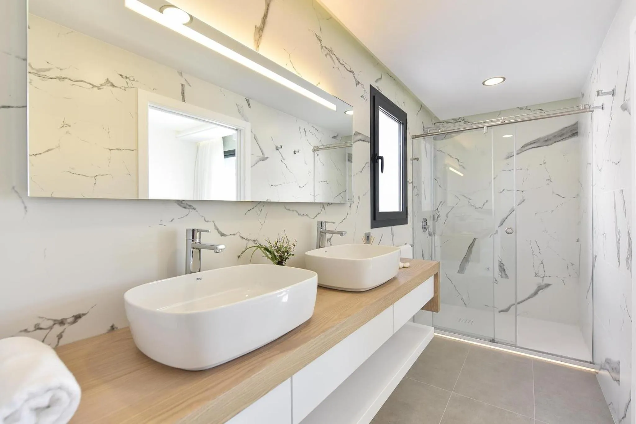 Shower in Salobre Sunset Villa V&L Salobre by VillaGranCanaria