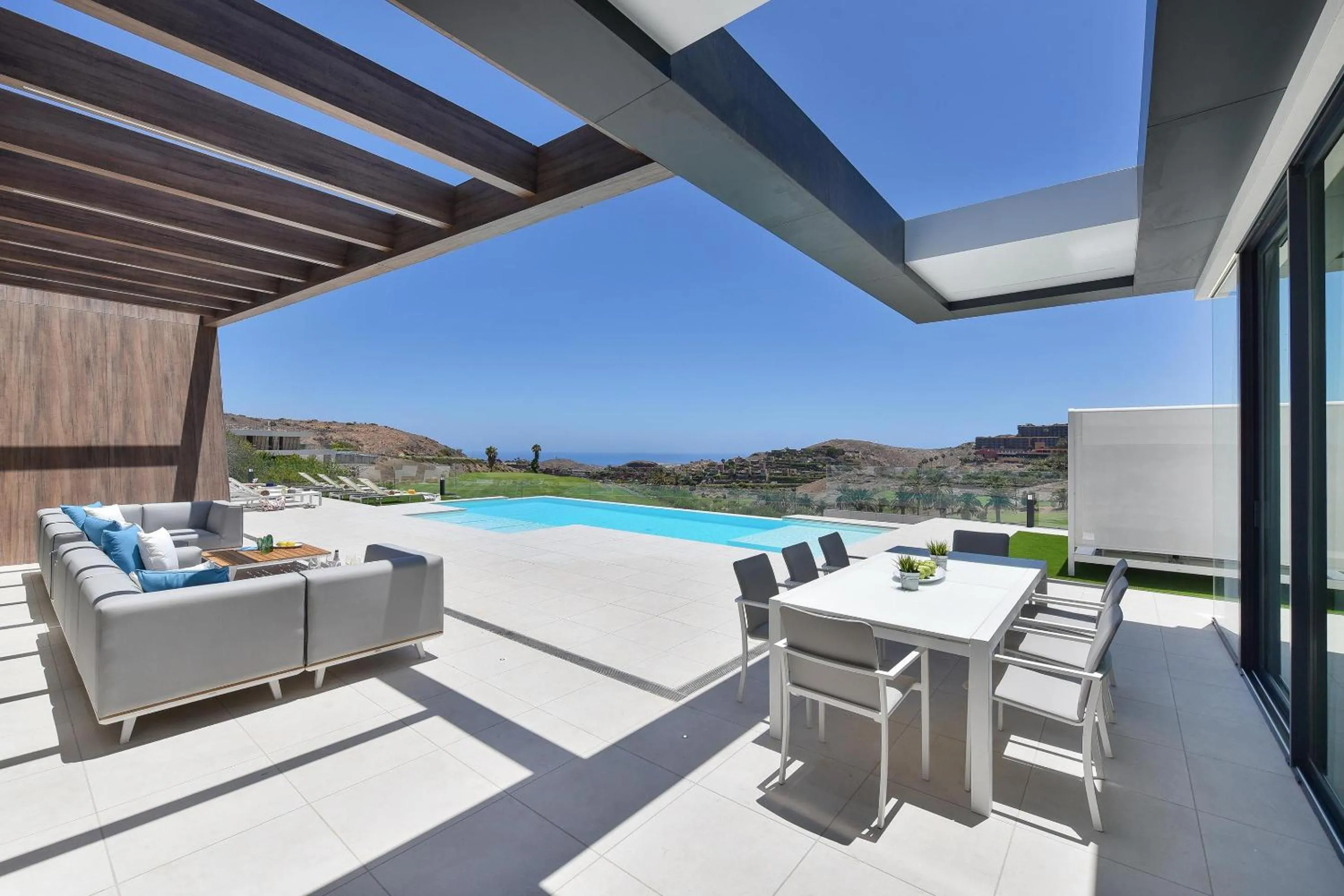 Patio in Salobre Sunset Villa V&L Salobre by VillaGranCanaria