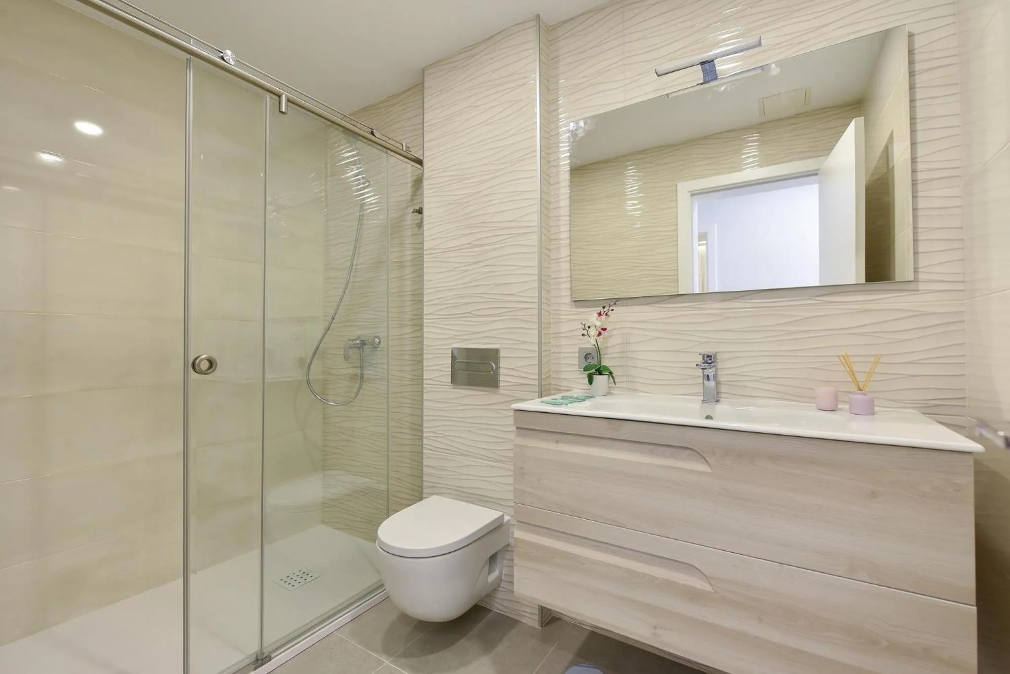 Shower in Salobre Sunset Villa V&L Salobre by VillaGranCanaria