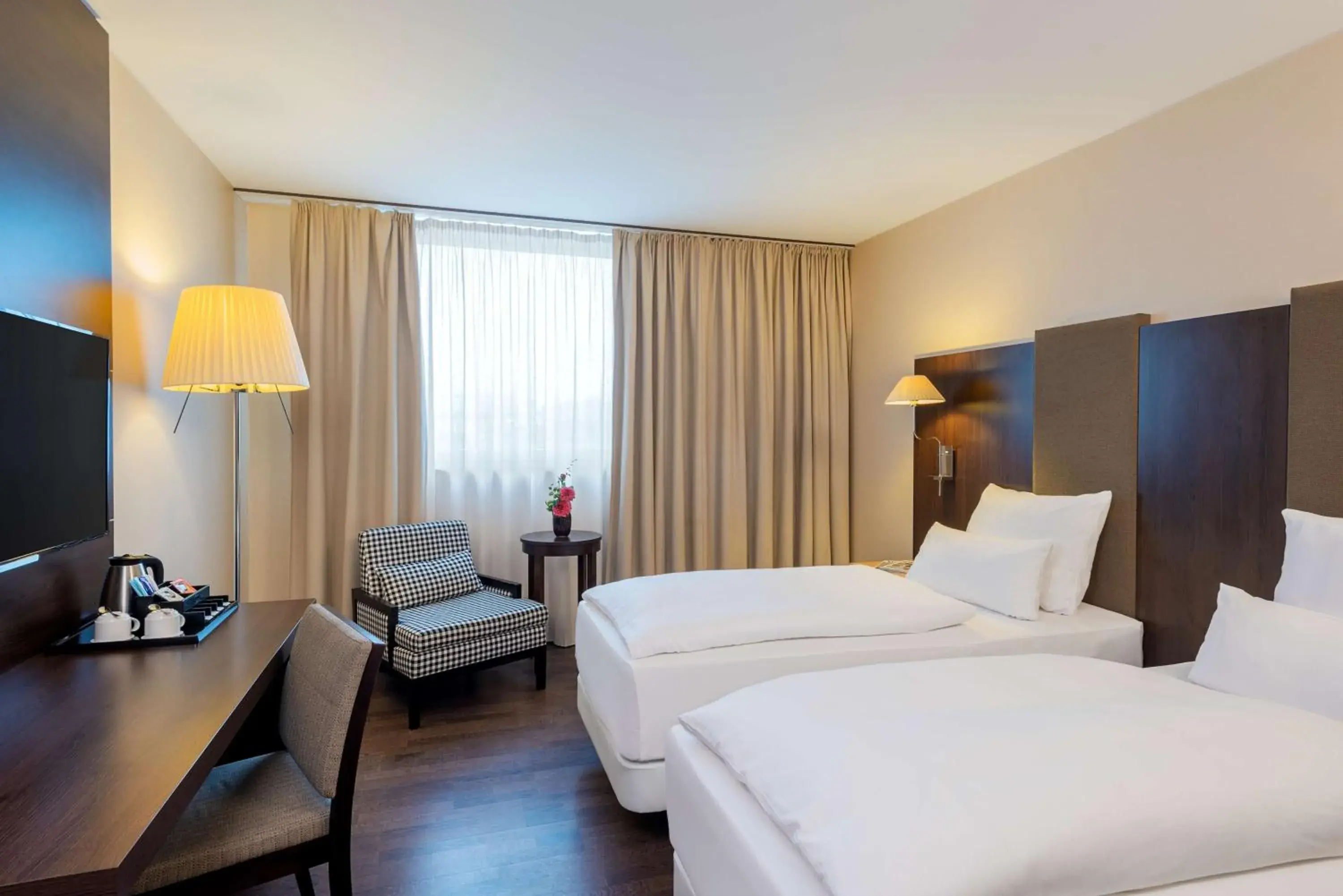 Photo of the whole room, Bed in NH Stuttgart Airport Photo of the whole room, Bed in NH Stuttgart Airport