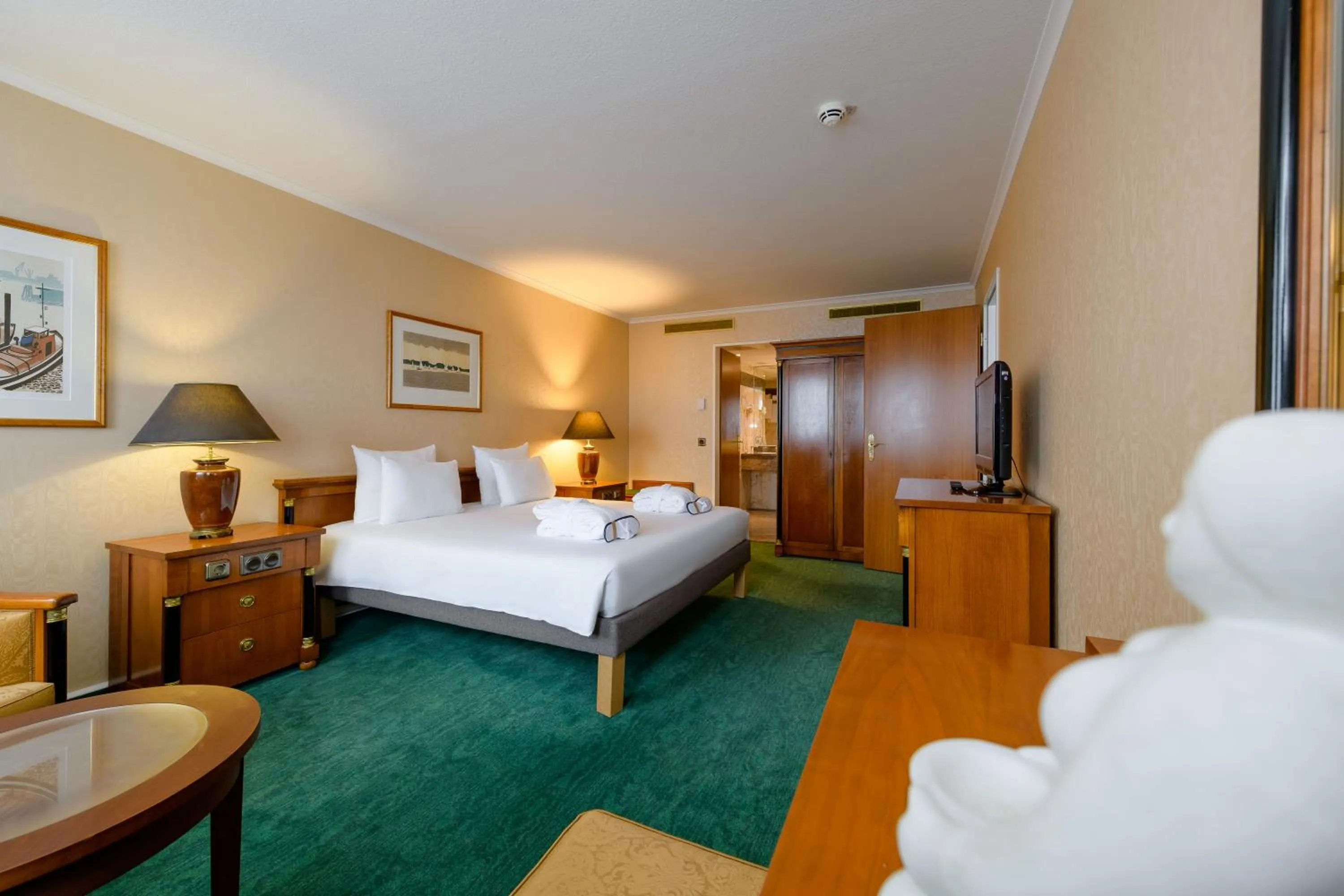 Bed in Novotel Freiburg am Konzerthaus