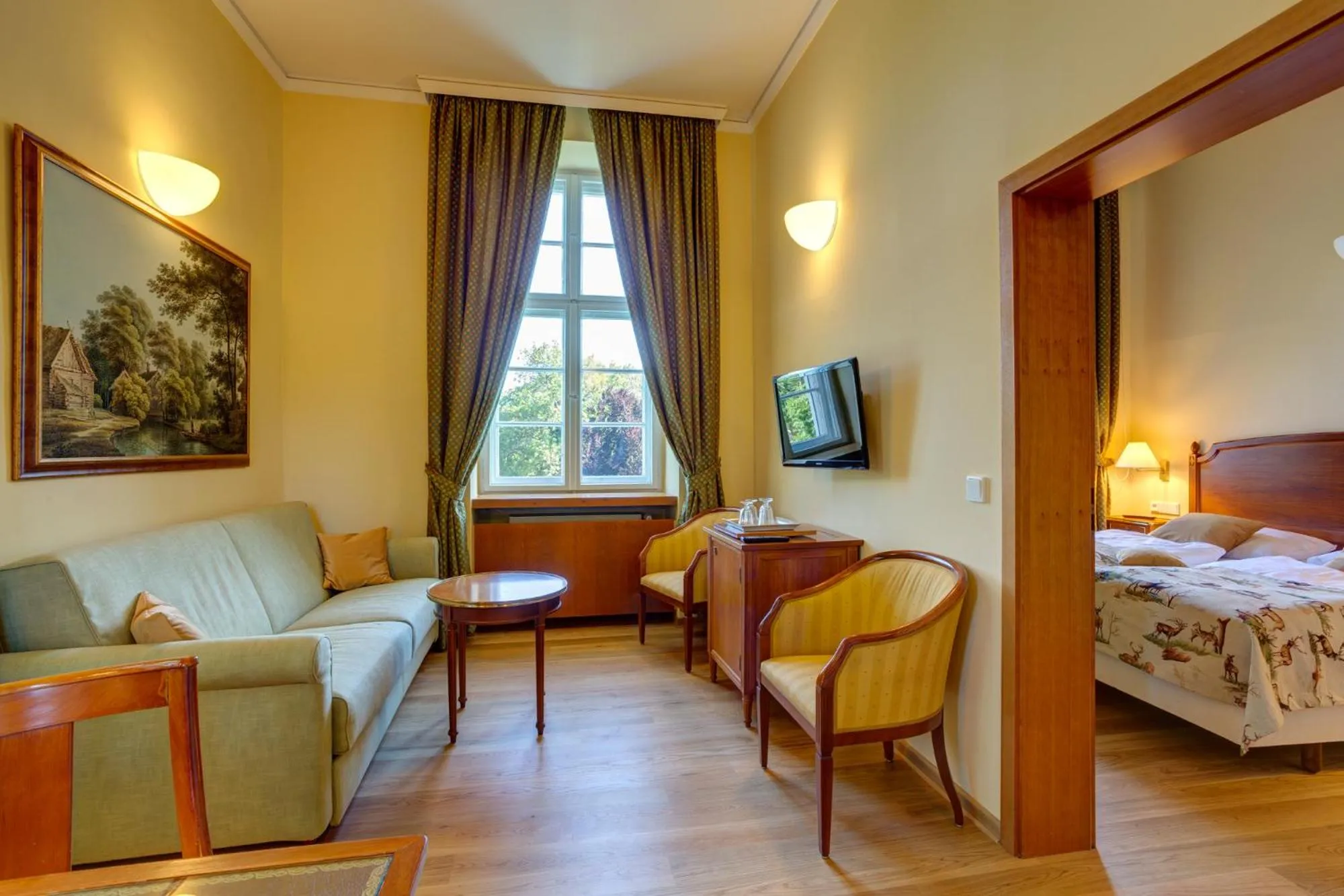 Photo of the whole room, Bed in Schloss Lübbenau