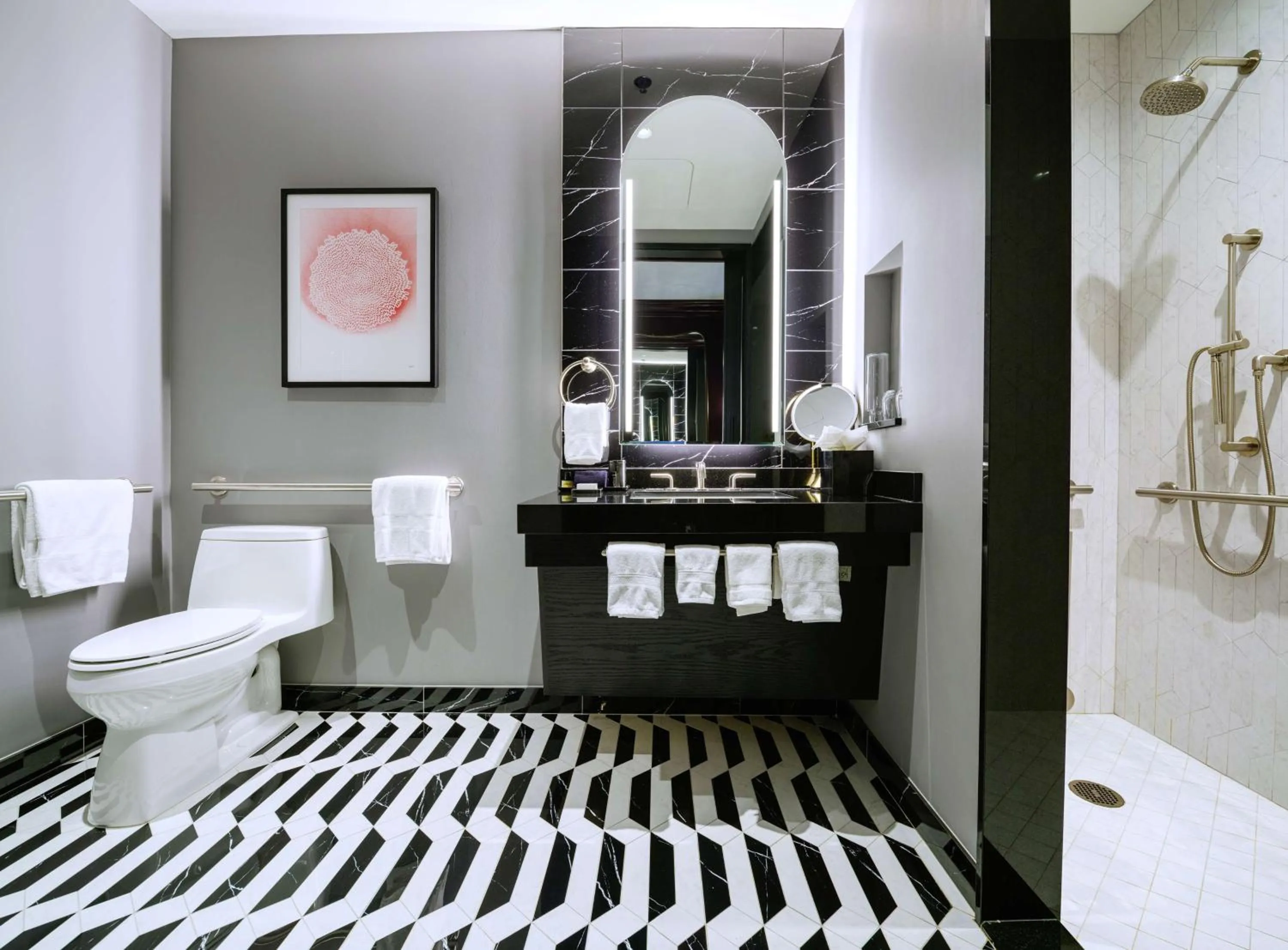 Bathroom, Bed in Daxton Hotel Birmingham, Curio Collection by Hilton