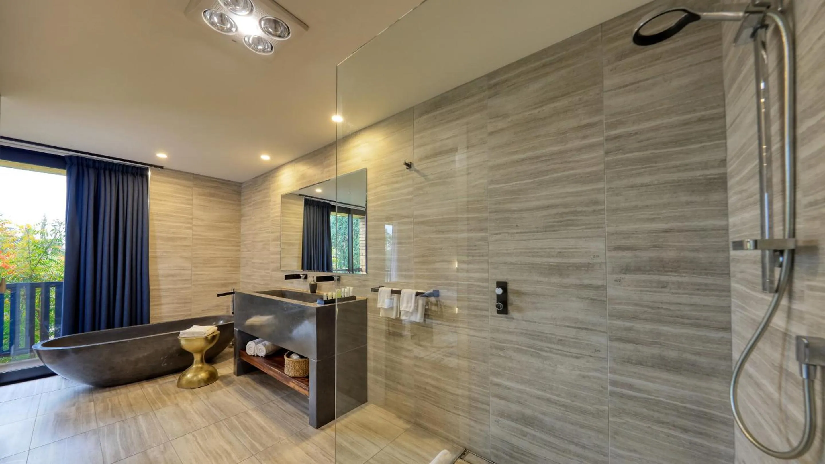 Shower in Blue Jacket Motel