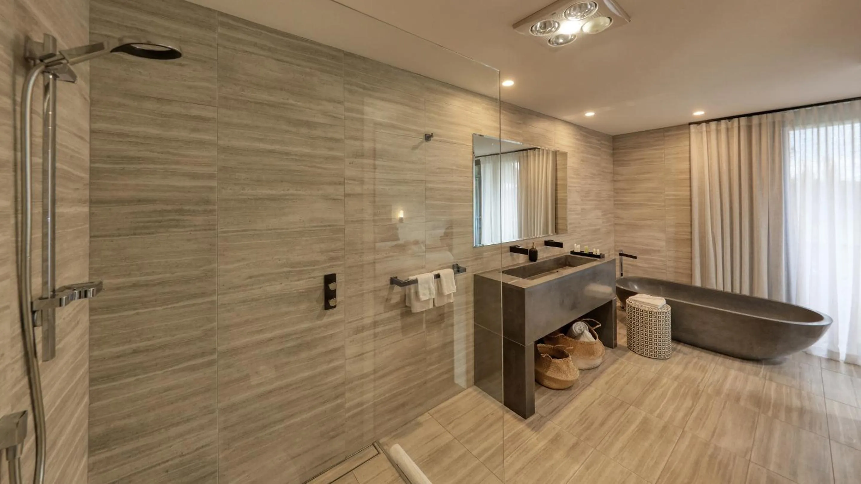 Shower in Blue Jacket Motel