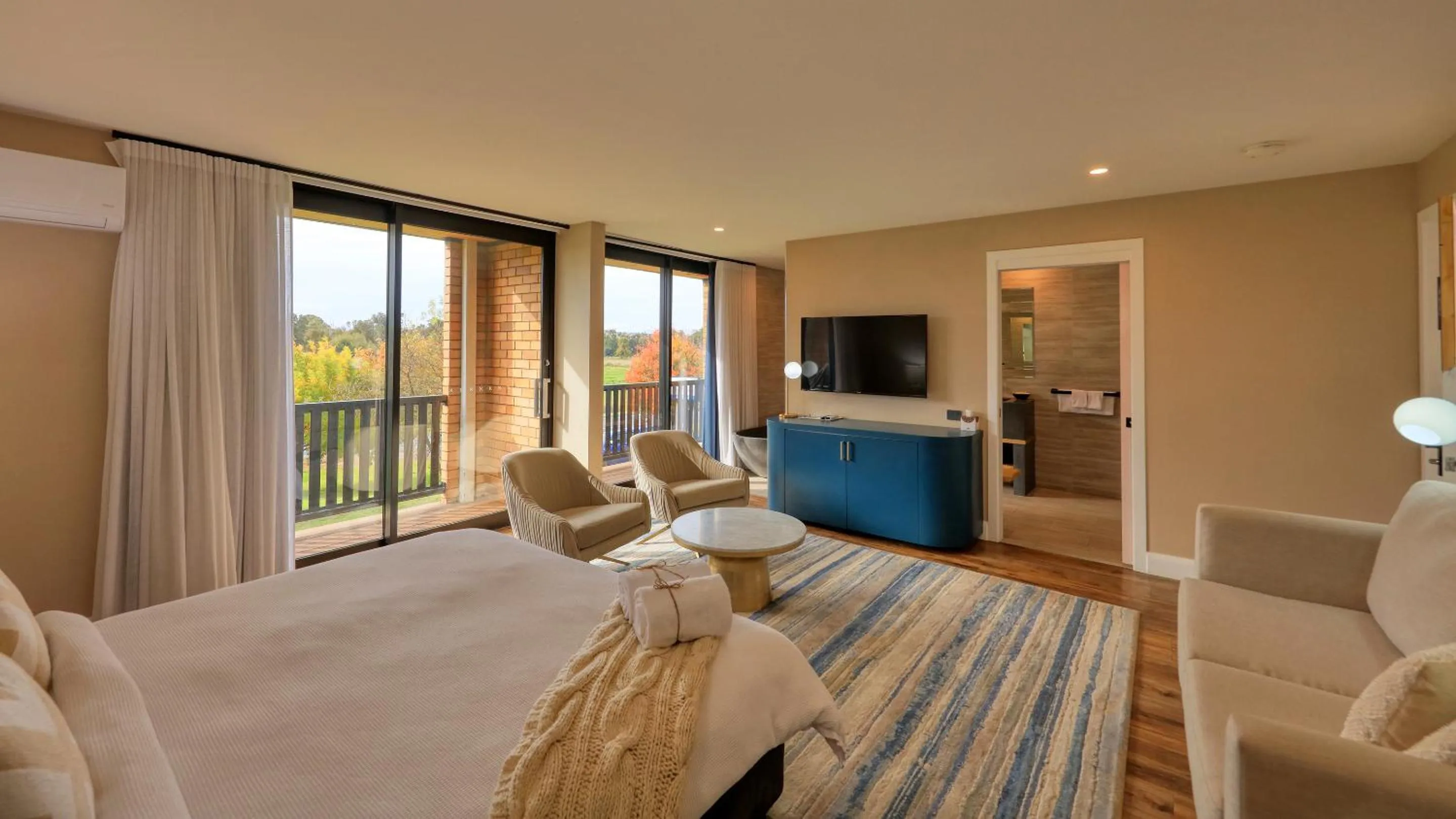 Bed in Blue Jacket Motel