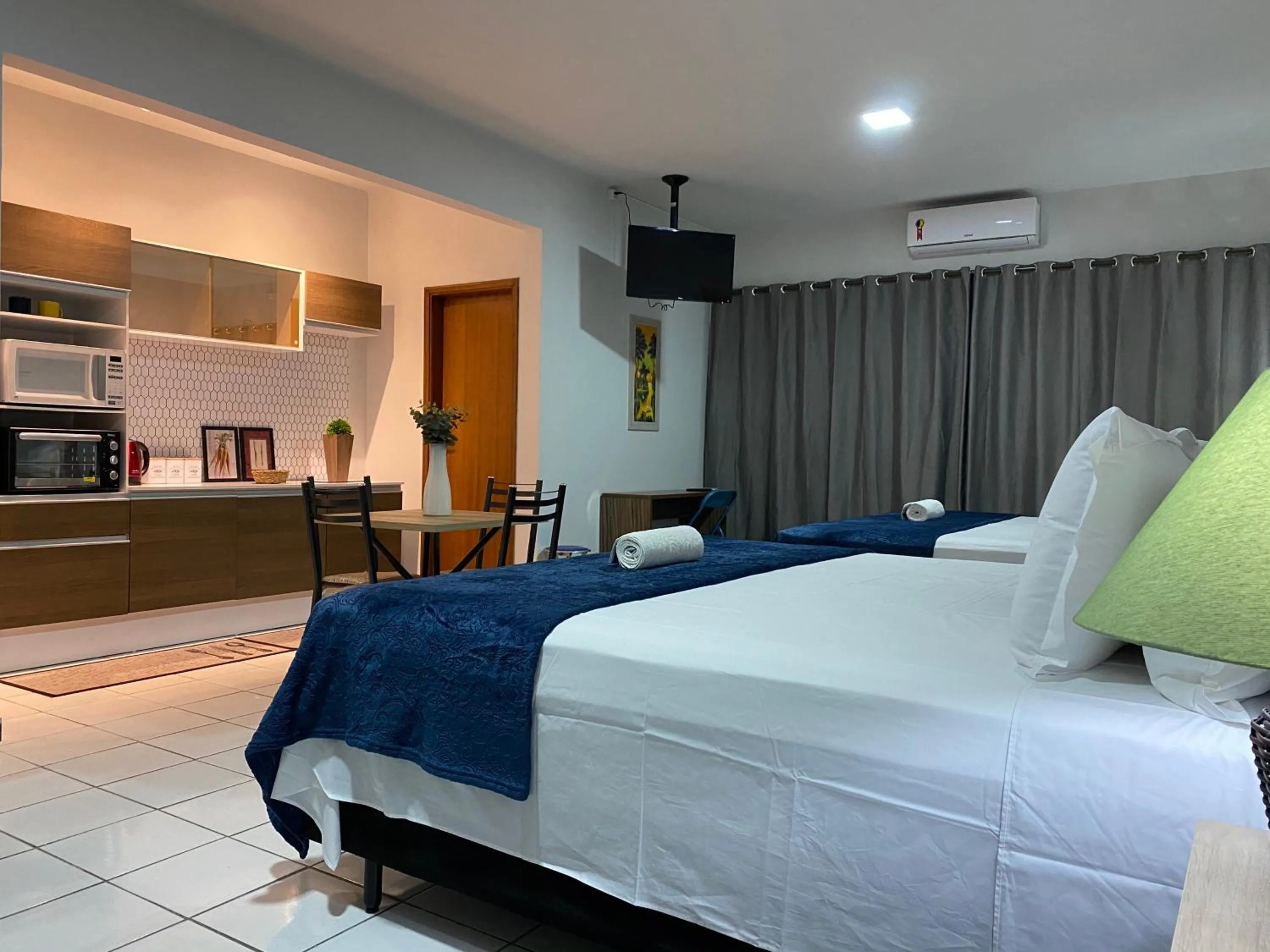 Bed in B & A Suites Inn Hotel - Quarto Luxo Safira
