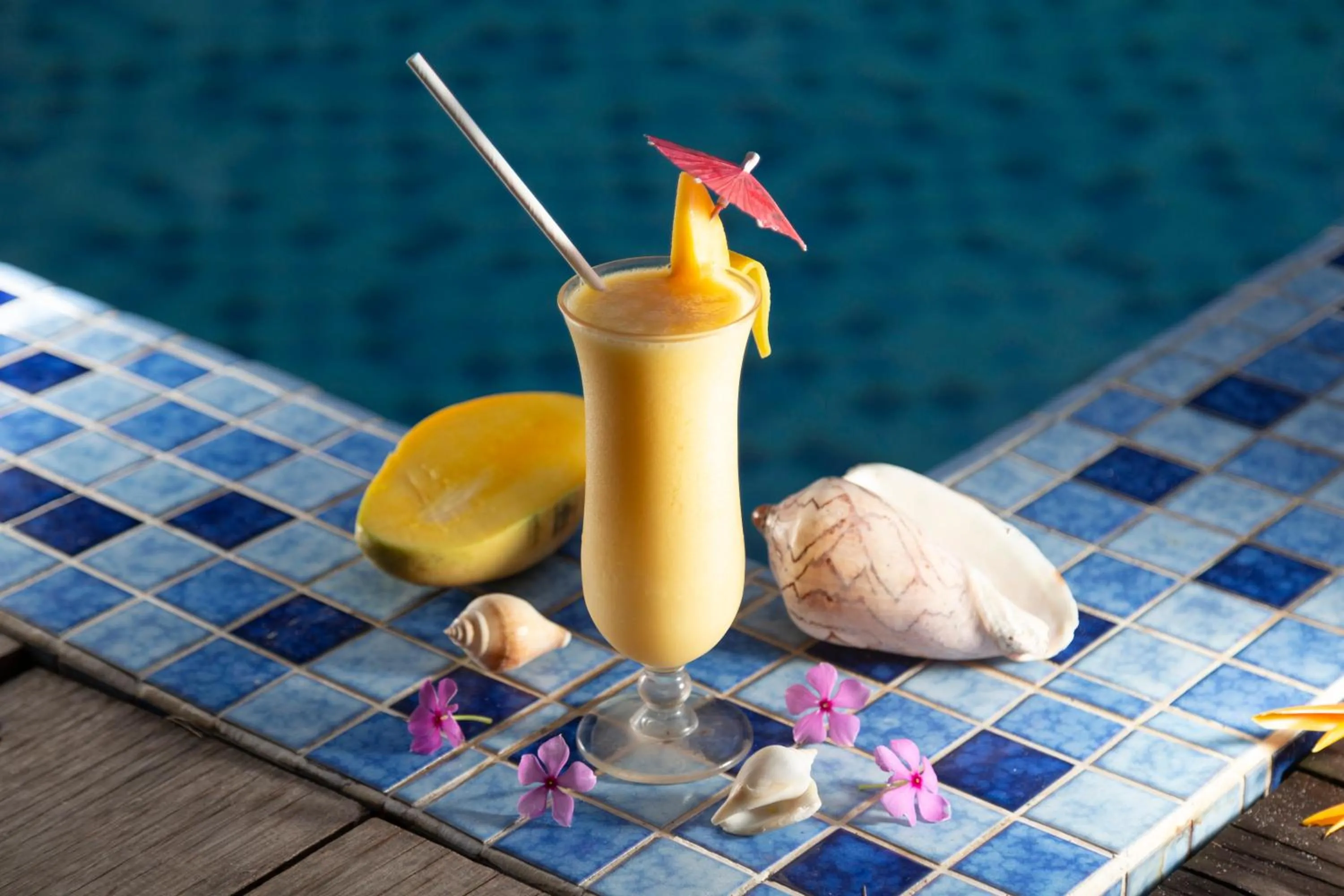 Food and drinks in Eden Beach Resort by EHM