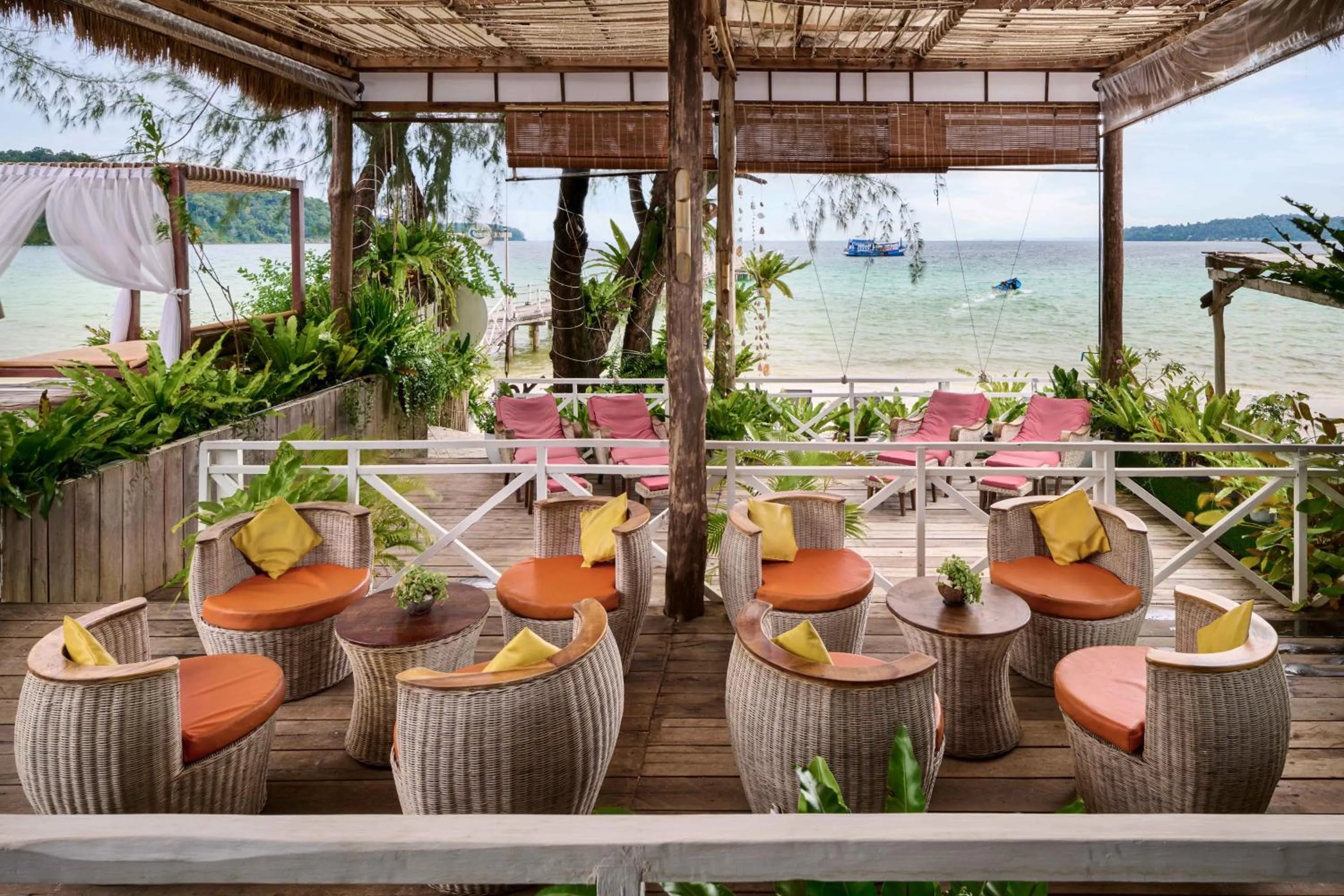 Lobby or reception in Eden Beach Resort by EHM