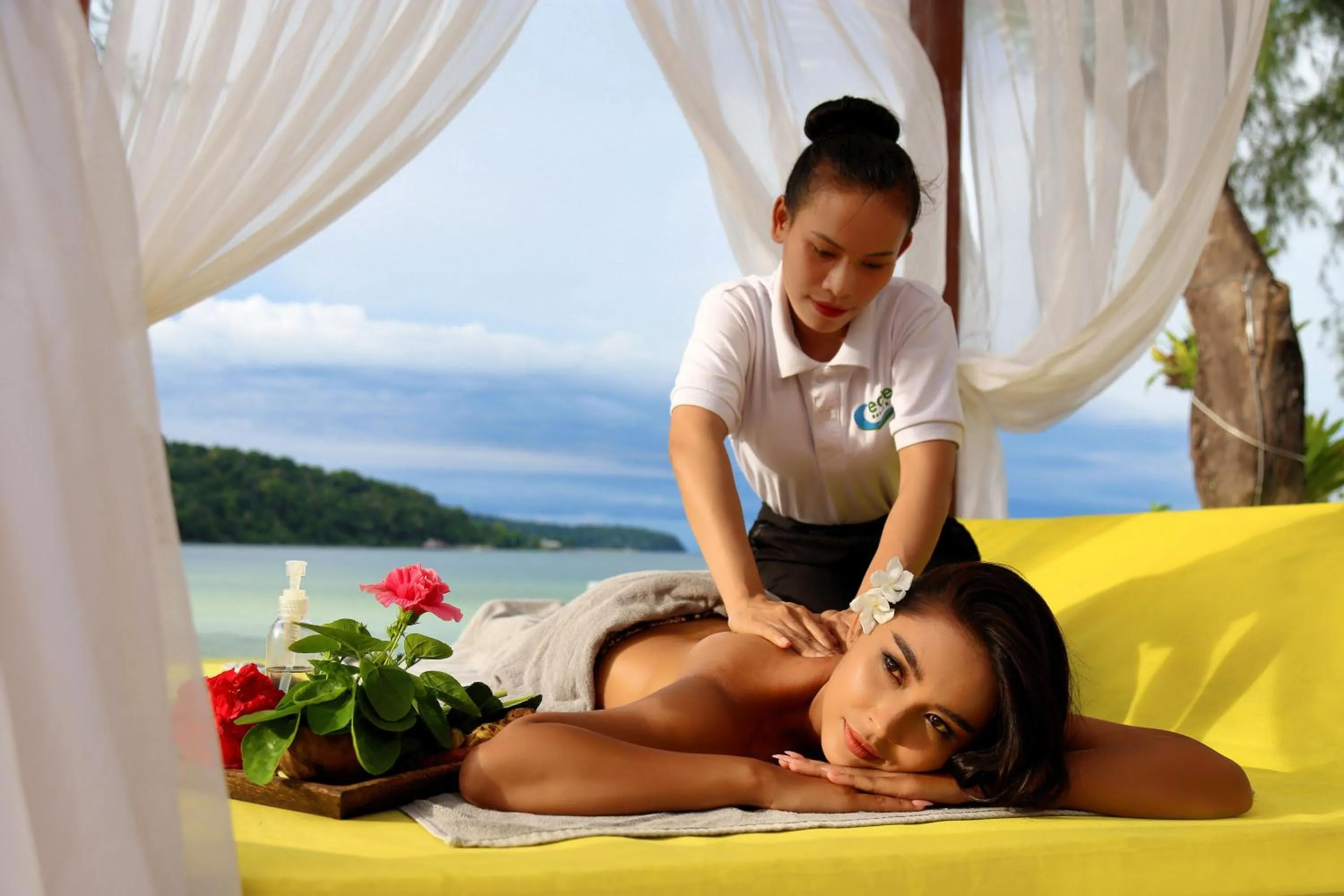 Massage in Eden Beach Resort by EHM